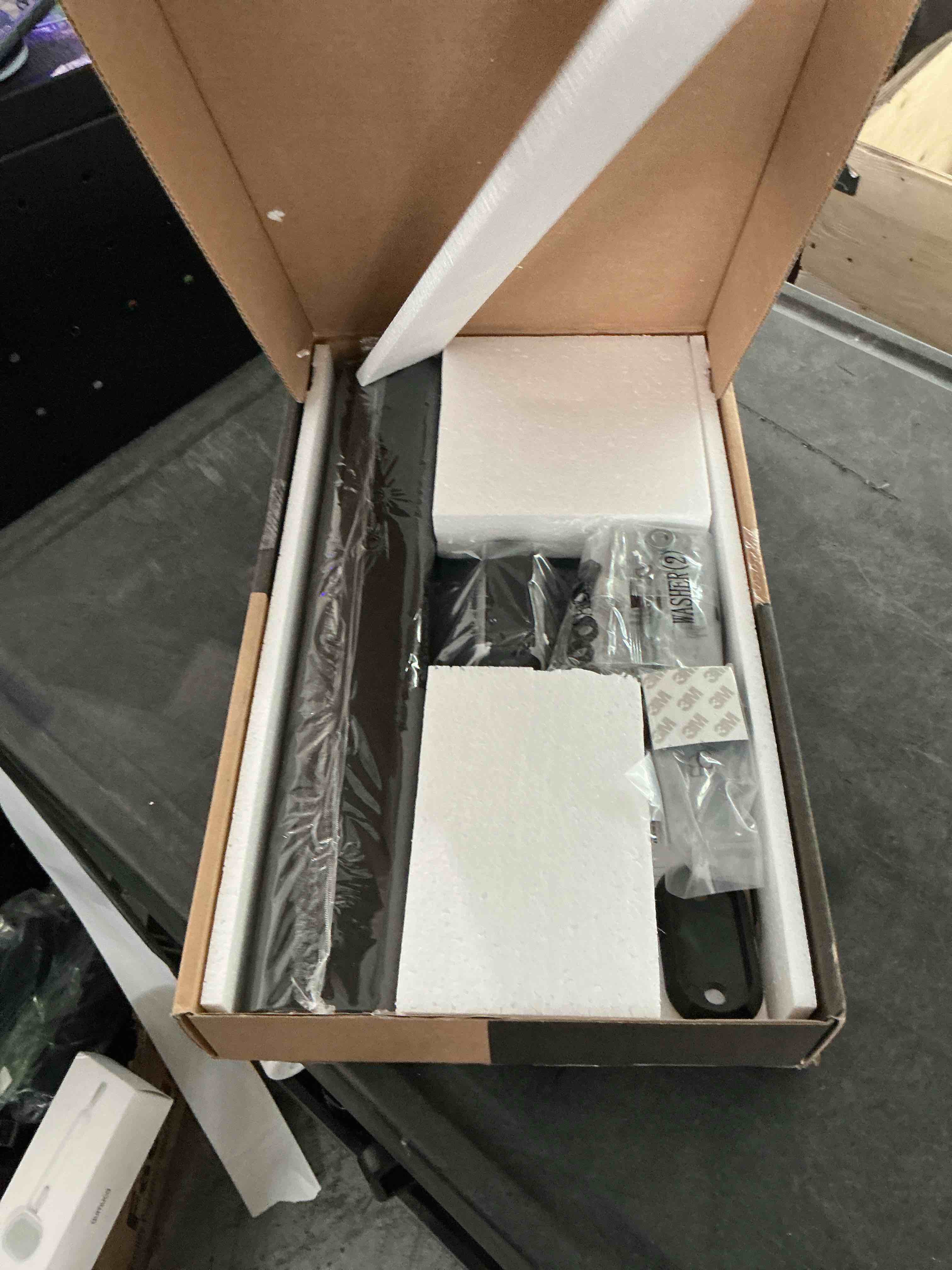 https://s3.amazonaws.com/lotting-images-prod/NonstopDeals/PNK3239876_1759247034244.jpeg