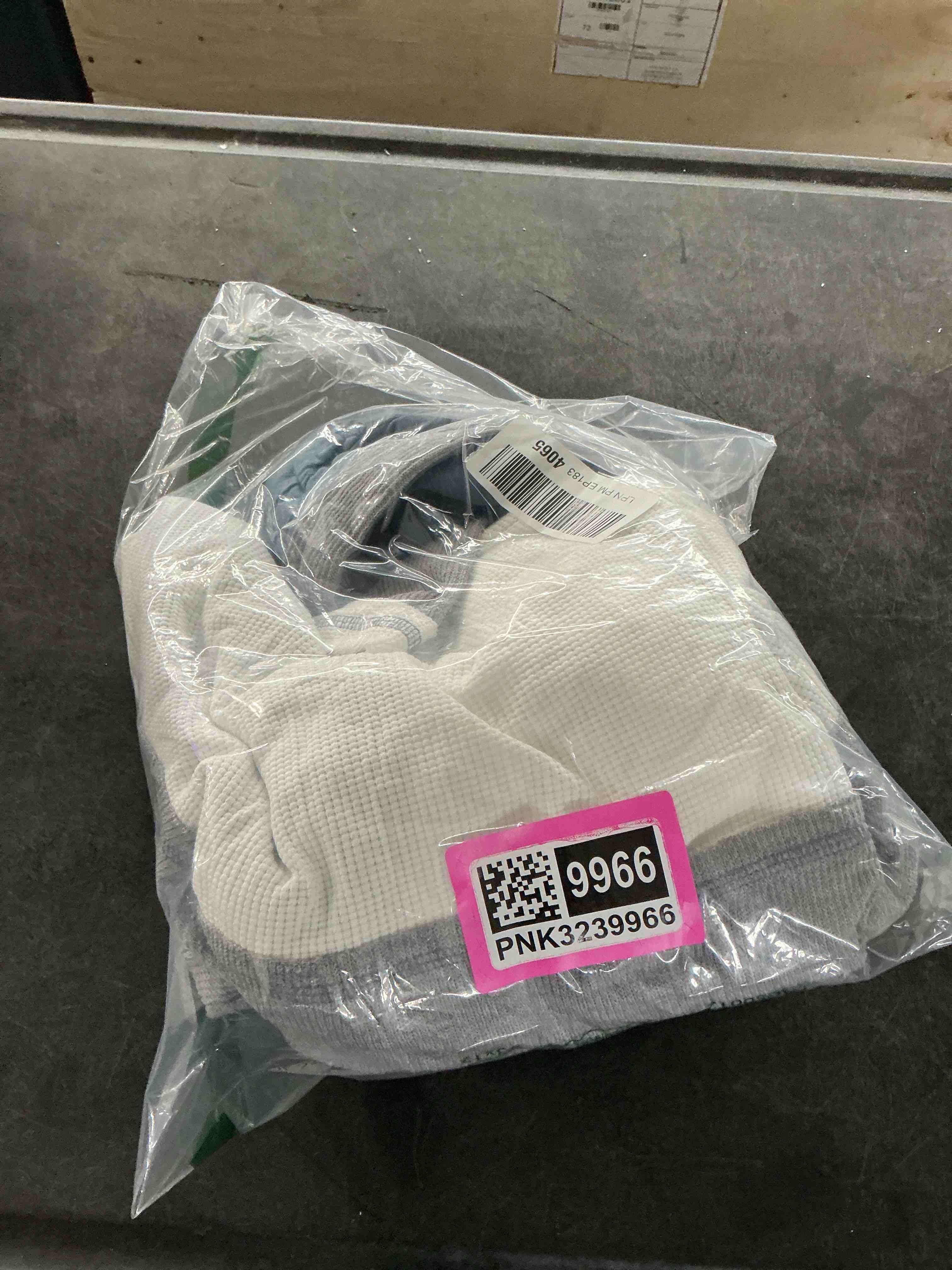 https://s3.amazonaws.com/lotting-images-prod/NonstopDeals/PNK3239966_1759260258084.jpeg