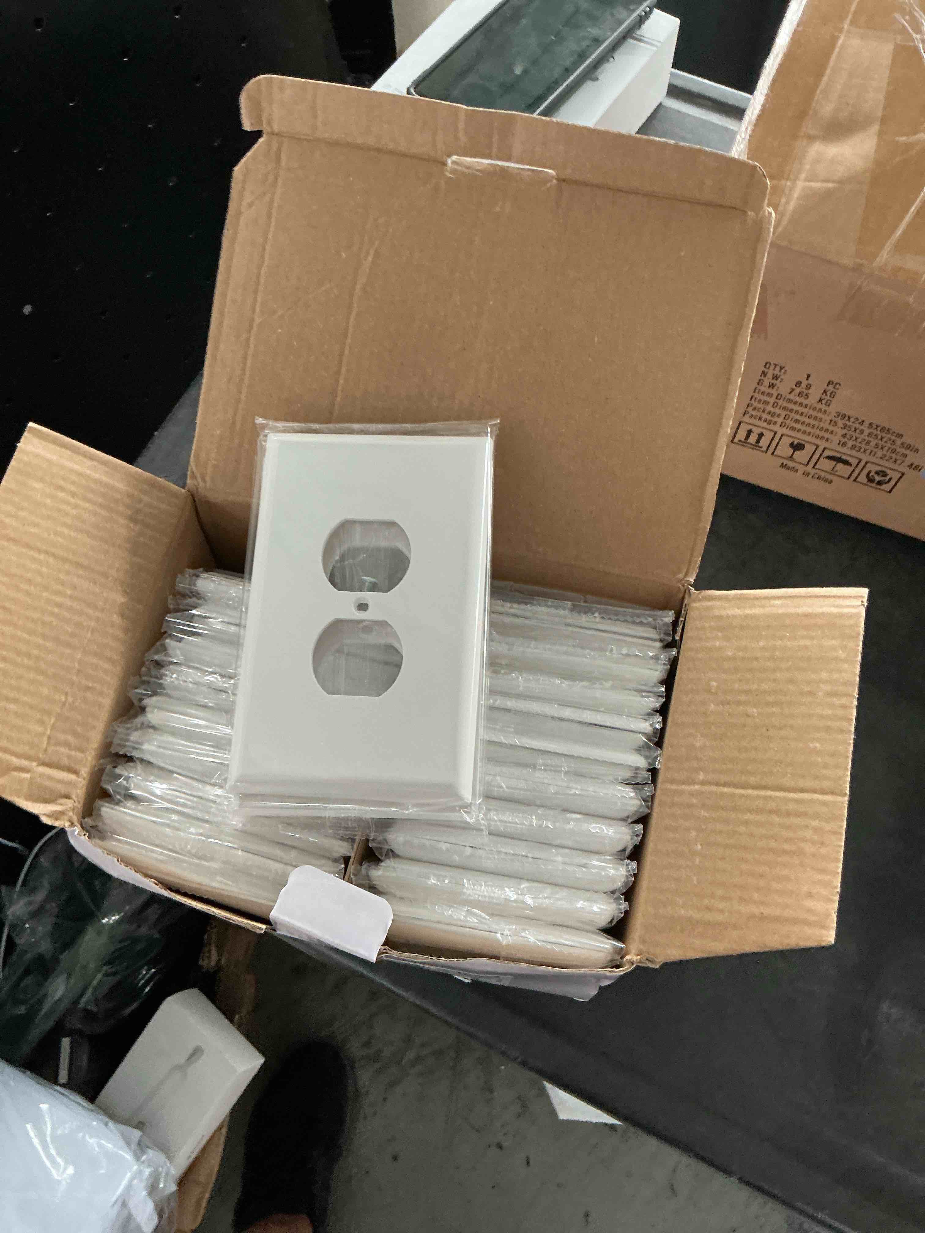 https://s3.amazonaws.com/lotting-images-prod/NonstopDeals/PNK3239971_1759262202198.jpeg