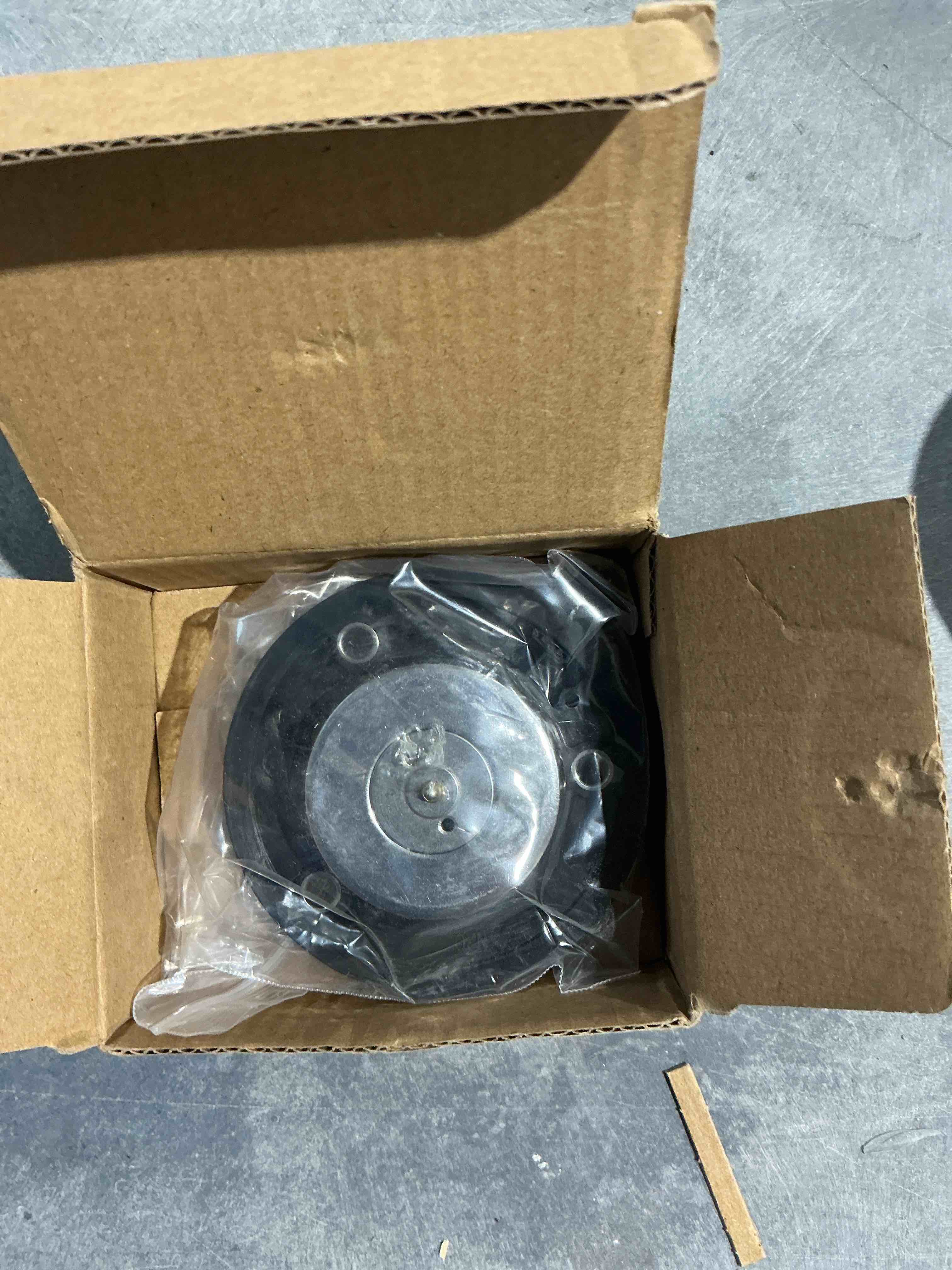 https://s3.amazonaws.com/lotting-images-prod/NonstopDeals/PNK3240022_1759272073681.jpeg