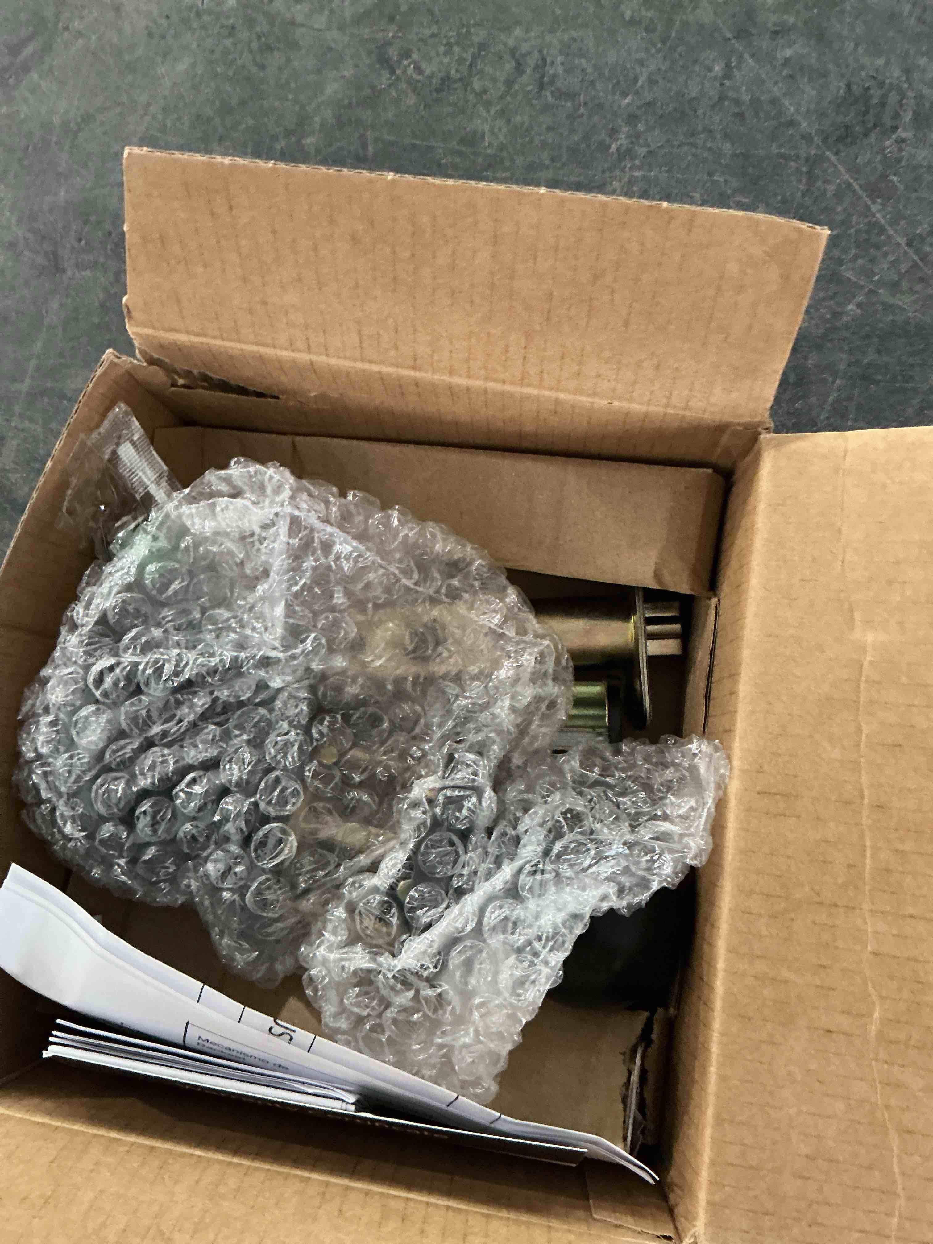 https://s3.amazonaws.com/lotting-images-prod/NonstopDeals/PNK3240034_1759333199234.jpeg
