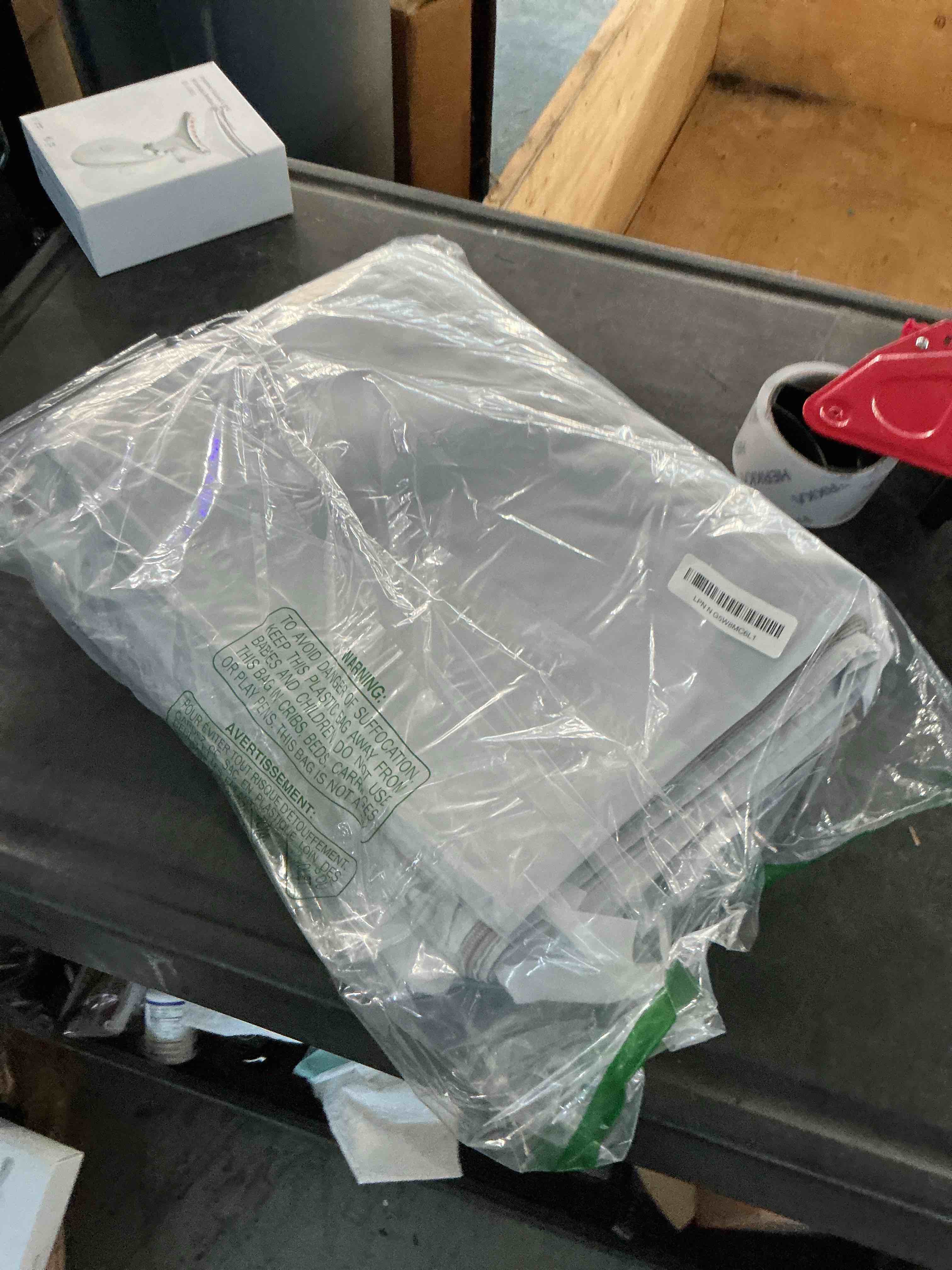 https://s3.amazonaws.com/lotting-images-prod/NonstopDeals/PNK3240045_1759271505094.jpeg