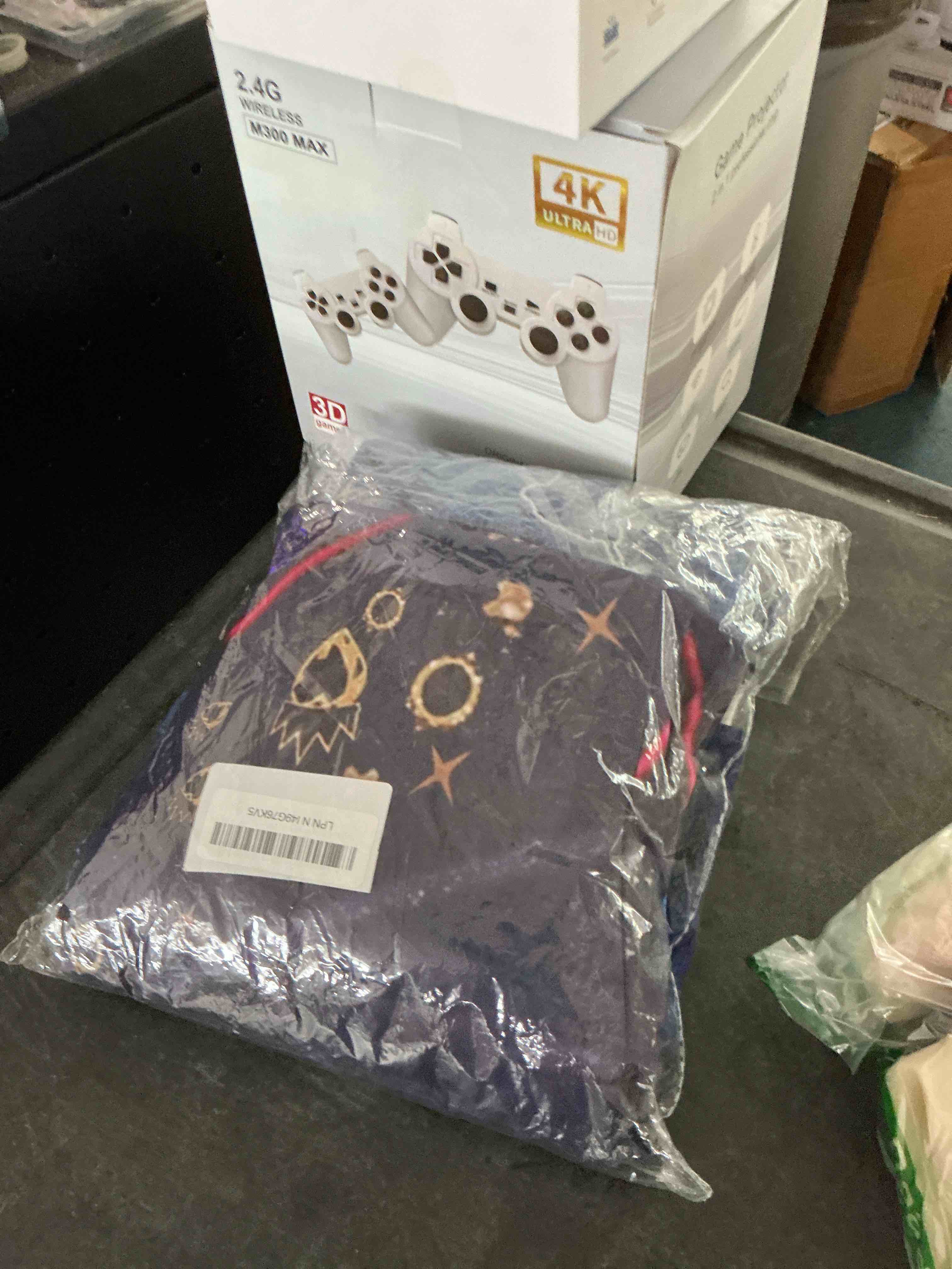 https://s3.amazonaws.com/lotting-images-prod/NonstopDeals/PNK3240072_1759334116047.jpeg