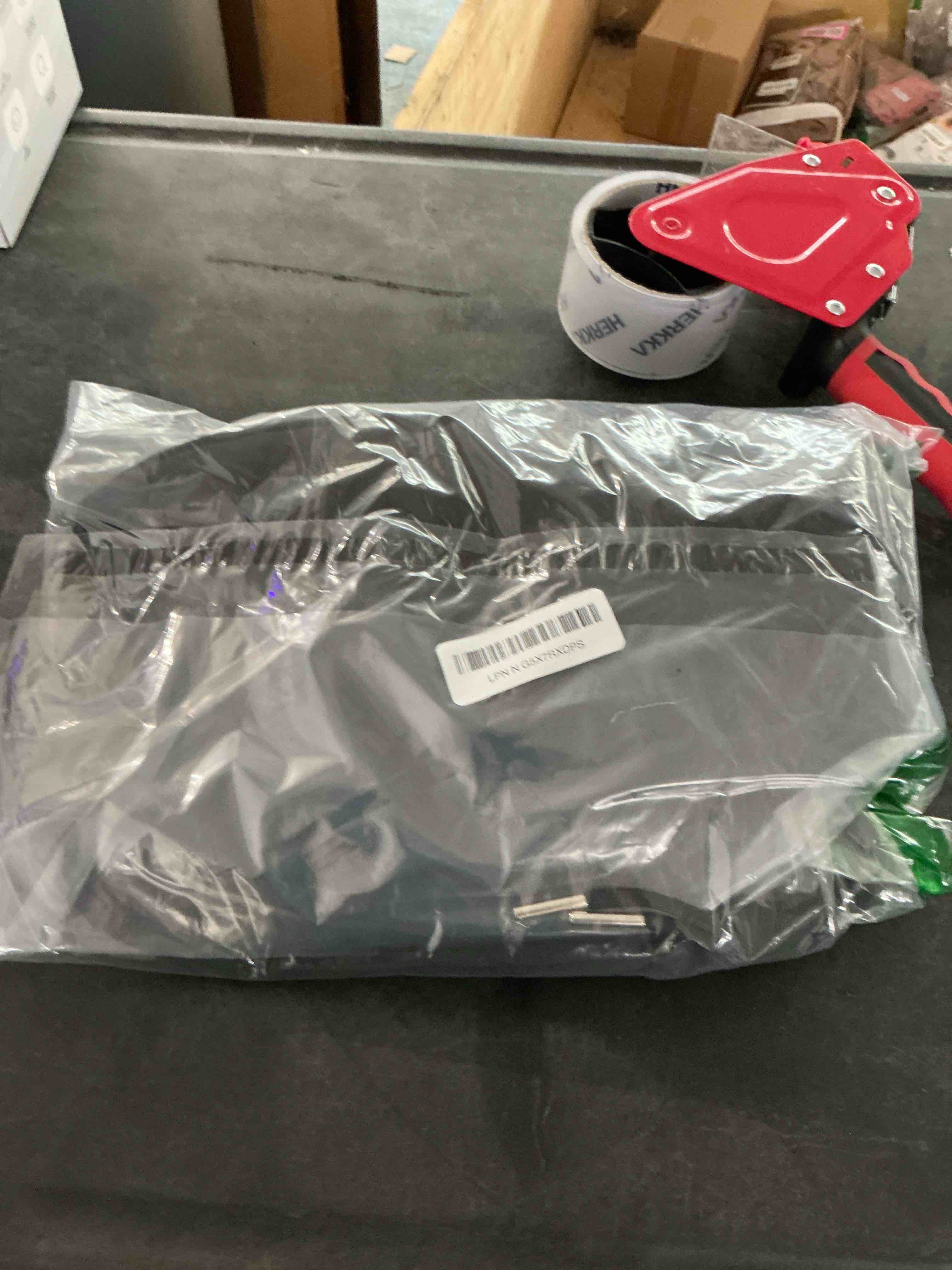 https://s3.amazonaws.com/lotting-images-prod/NonstopDeals/PNK3240084_1759335022401.jpeg