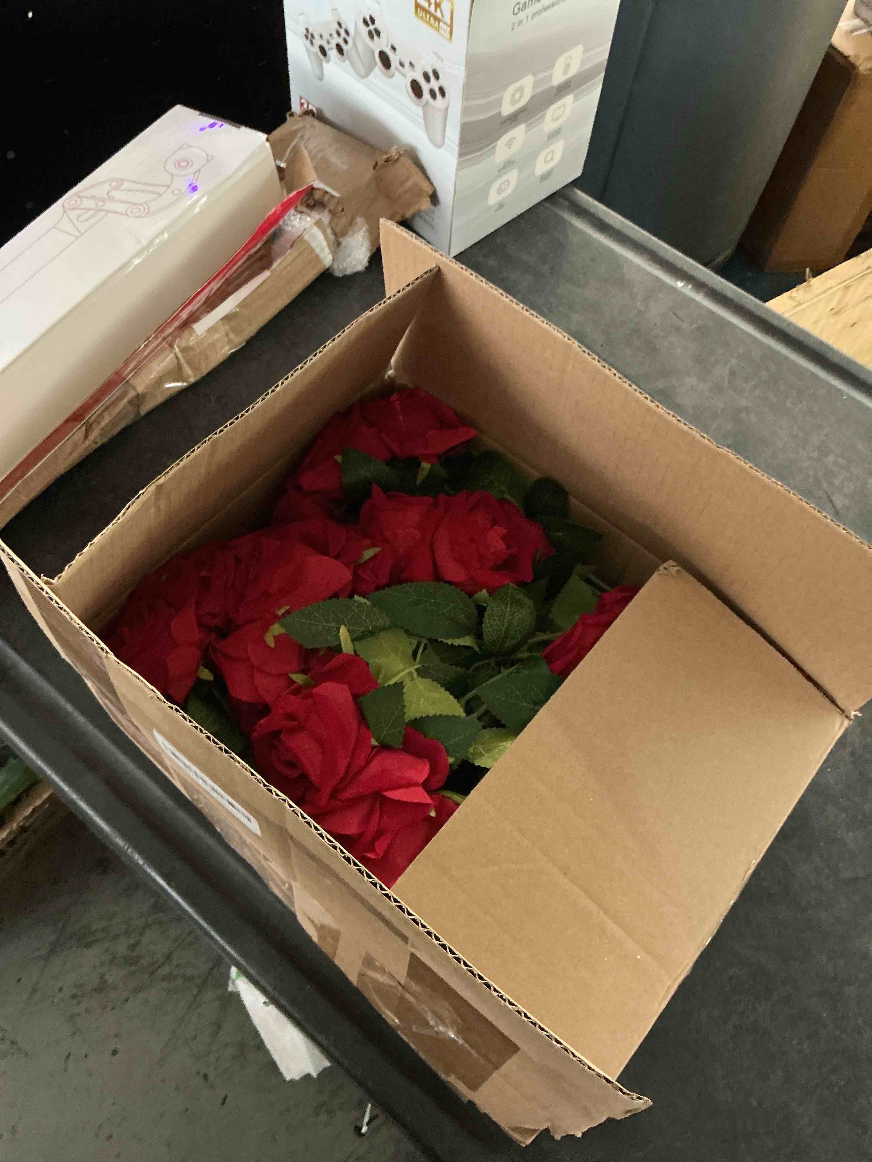 https://s3.amazonaws.com/lotting-images-prod/NonstopDeals/PNK3240099_1759336669916.jpeg