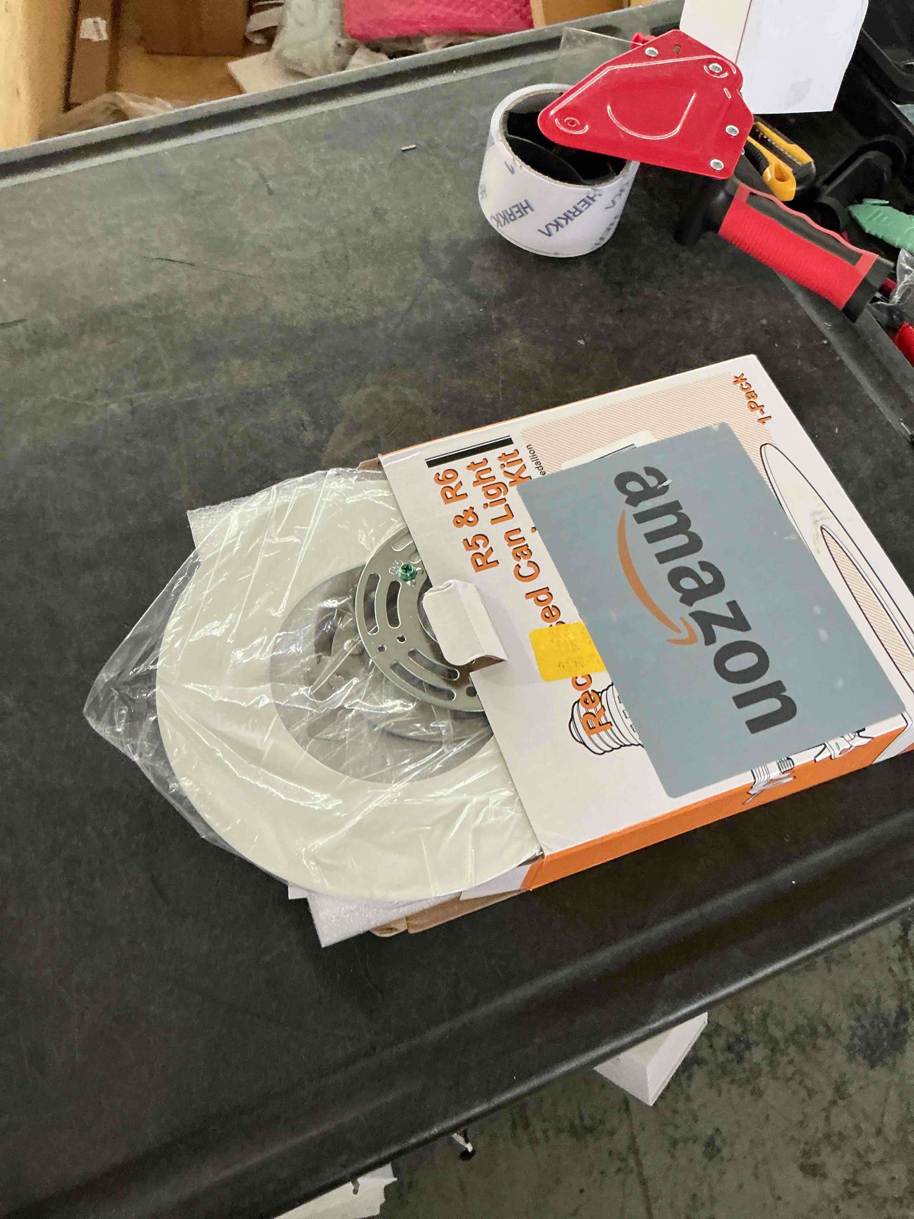 https://s3.amazonaws.com/lotting-images-prod/NonstopDeals/PNK3240117_1759338153881.jpeg