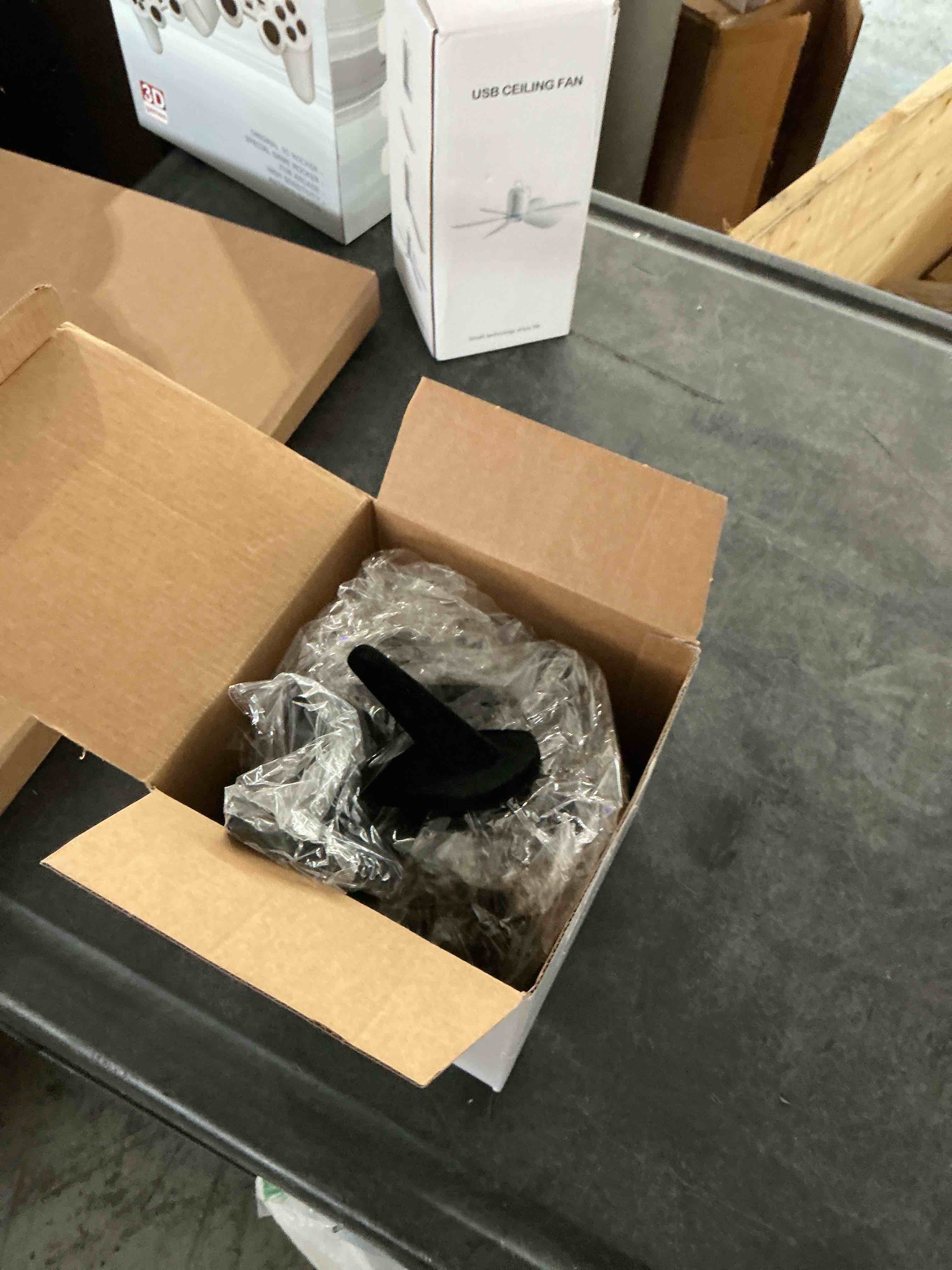 https://s3.amazonaws.com/lotting-images-prod/NonstopDeals/PNK3240119_1759338394682.jpeg