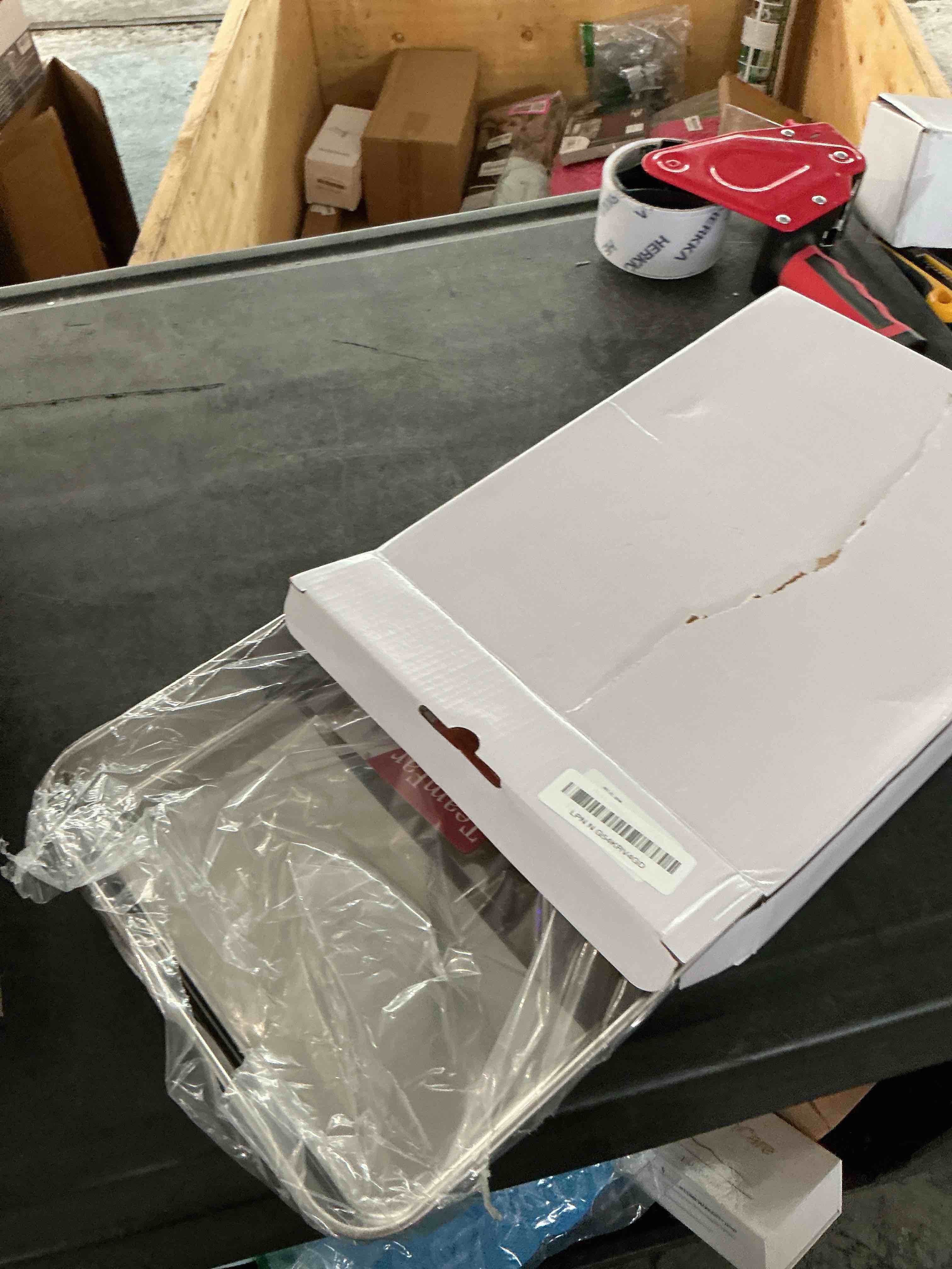 https://s3.amazonaws.com/lotting-images-prod/NonstopDeals/PNK3240120_1759338488920.jpeg