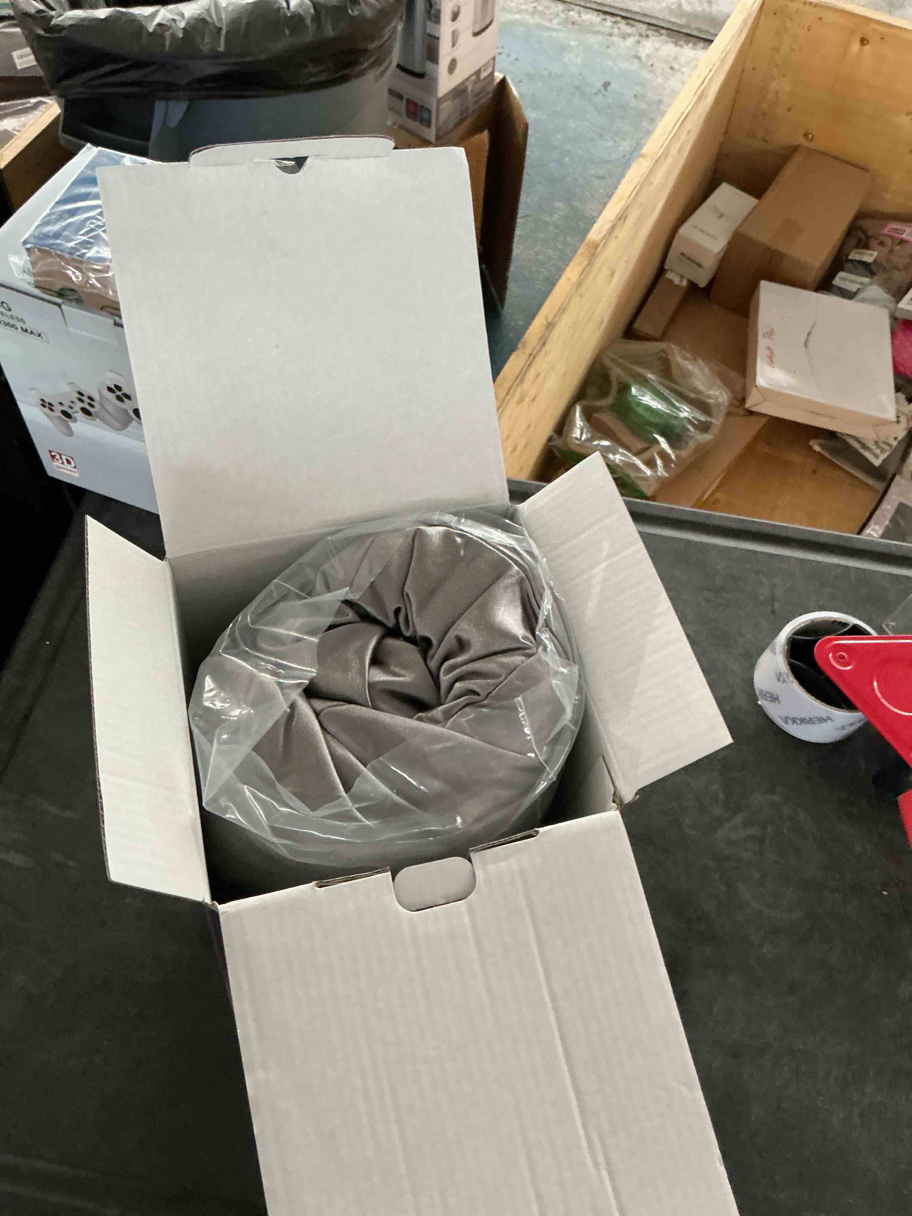 https://s3.amazonaws.com/lotting-images-prod/NonstopDeals/PNK3240122_1759338889830.jpeg