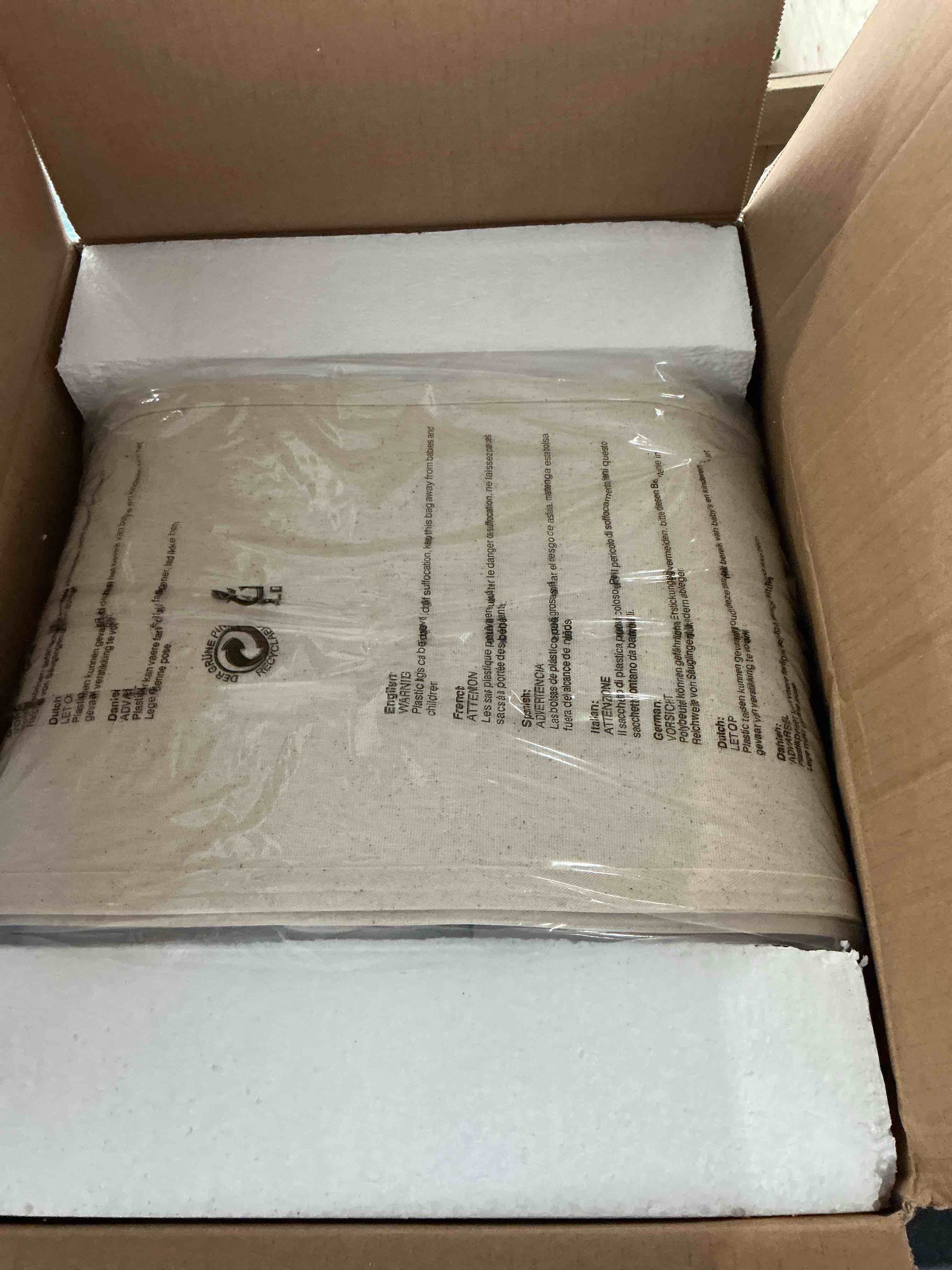 https://s3.amazonaws.com/lotting-images-prod/NonstopDeals/PNK3240129_1759339909639.jpeg
