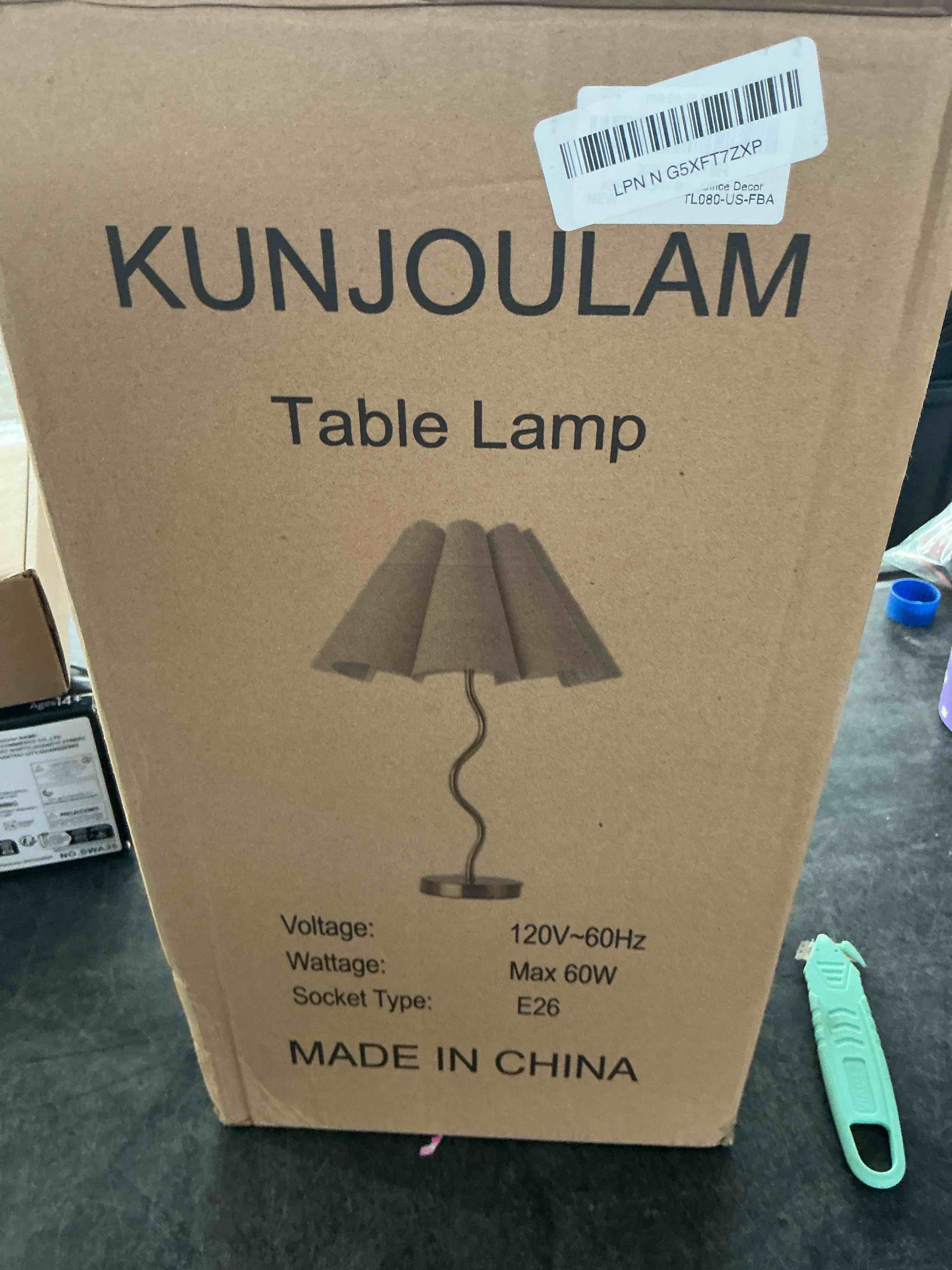 https://s3.amazonaws.com/lotting-images-prod/NonstopDeals/PNK3240139_1759340884485.jpeg