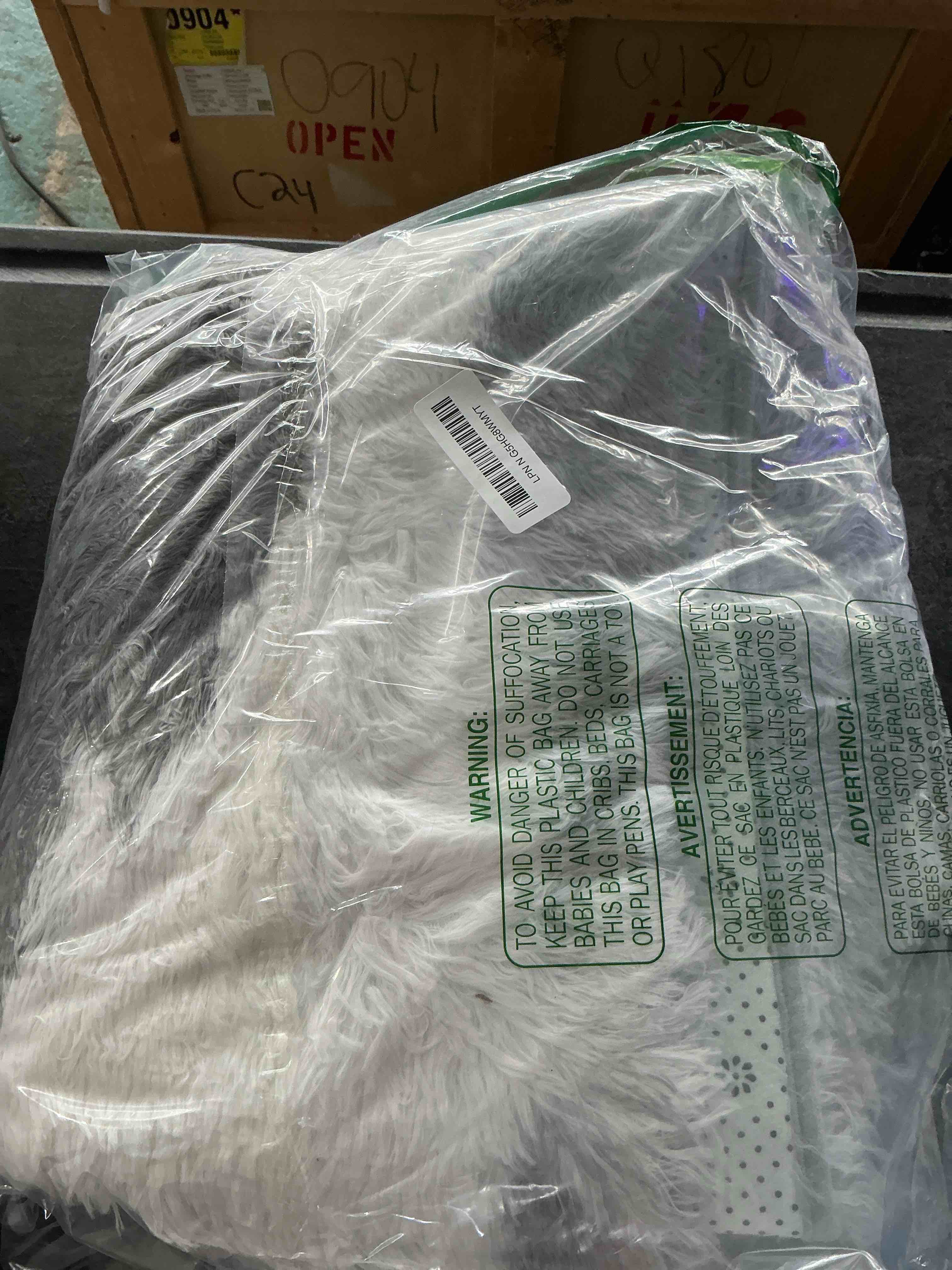 https://s3.amazonaws.com/lotting-images-prod/NonstopDeals/PNK3240141_1759341017762.jpeg