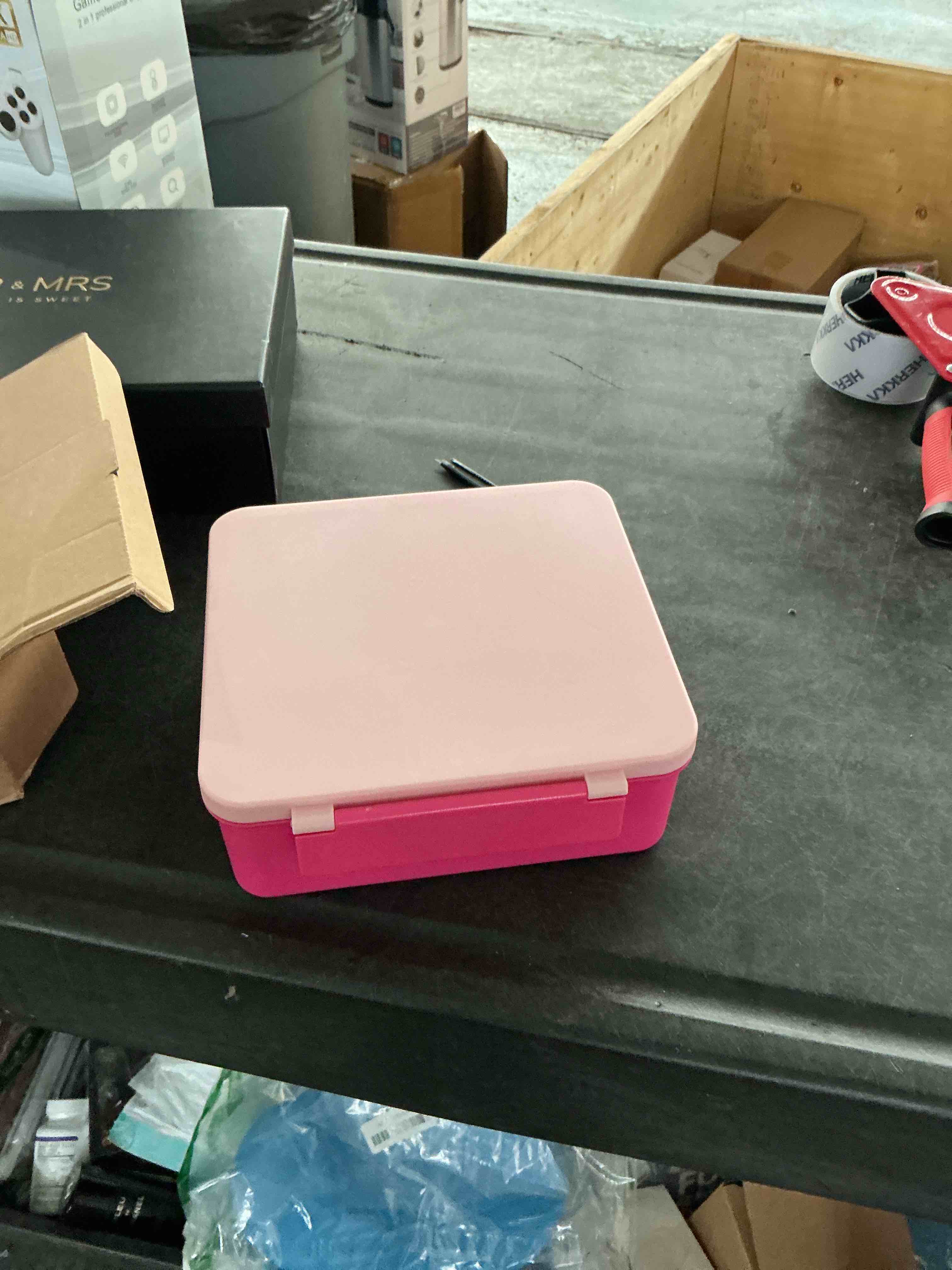 https://s3.amazonaws.com/lotting-images-prod/NonstopDeals/PNK3240142_1759339376670.jpeg