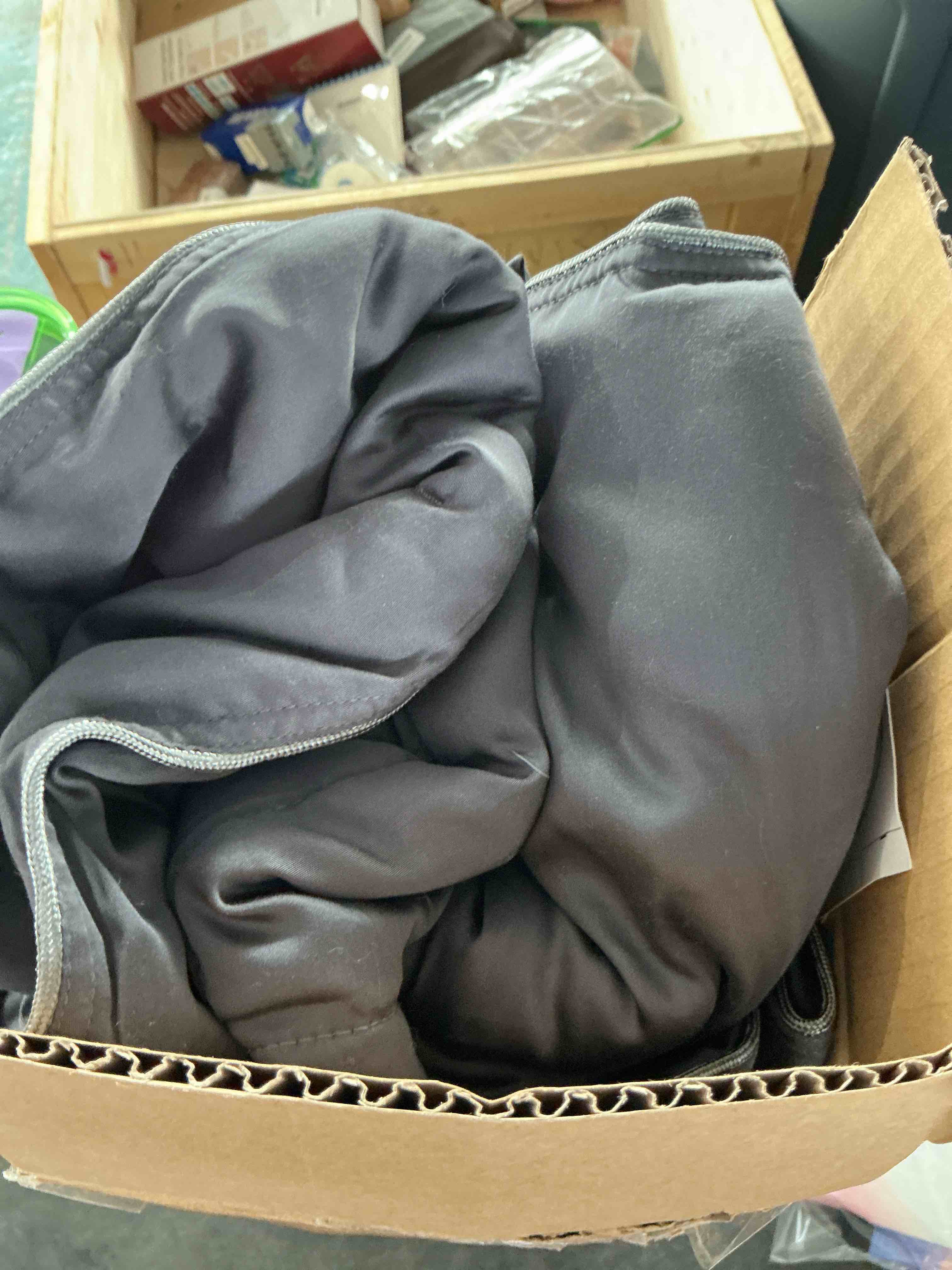 https://s3.amazonaws.com/lotting-images-prod/NonstopDeals/PNK3240149_1759342854162.jpeg