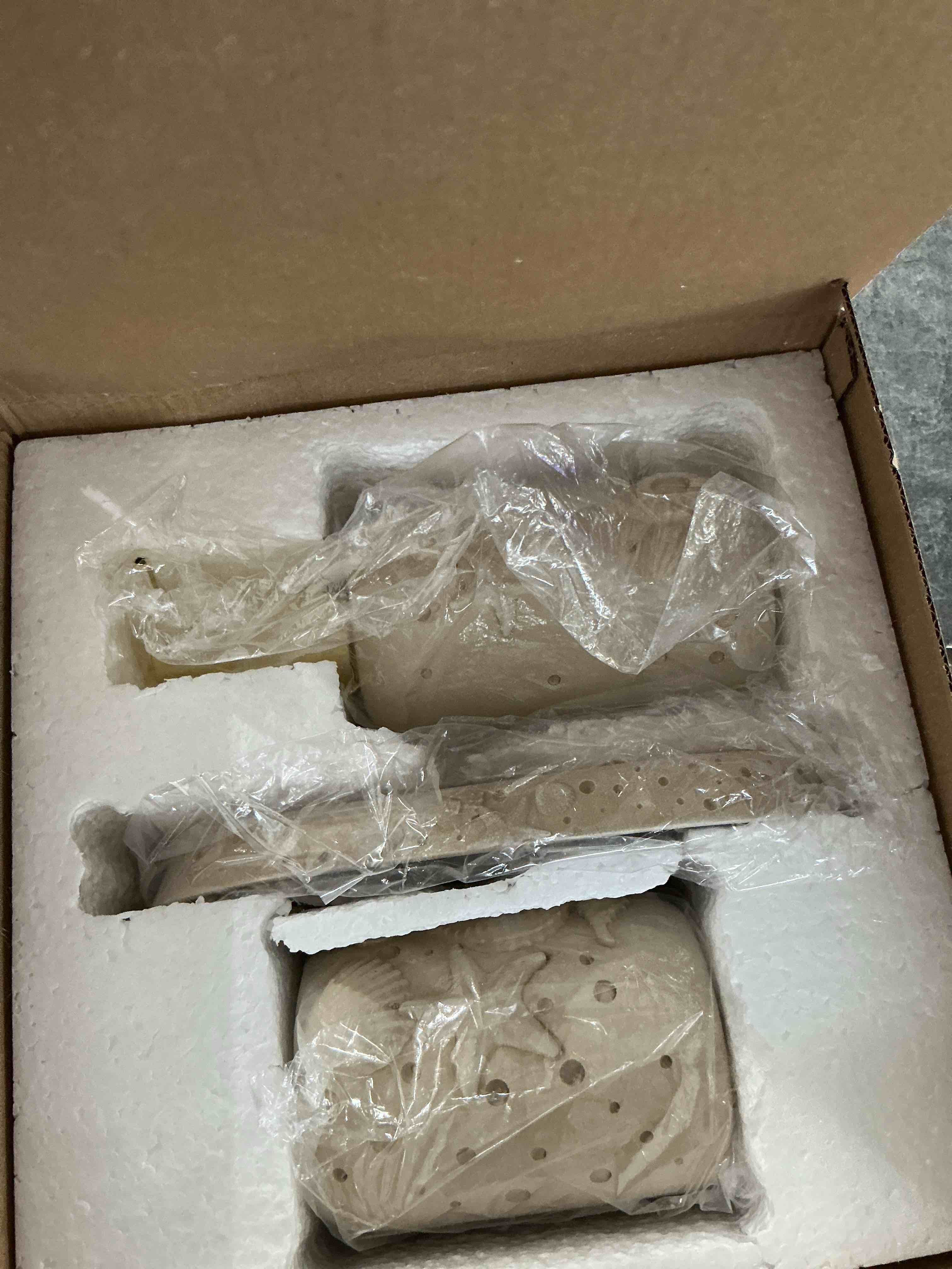 https://s3.amazonaws.com/lotting-images-prod/NonstopDeals/PNK3240194_1759354992336.jpeg