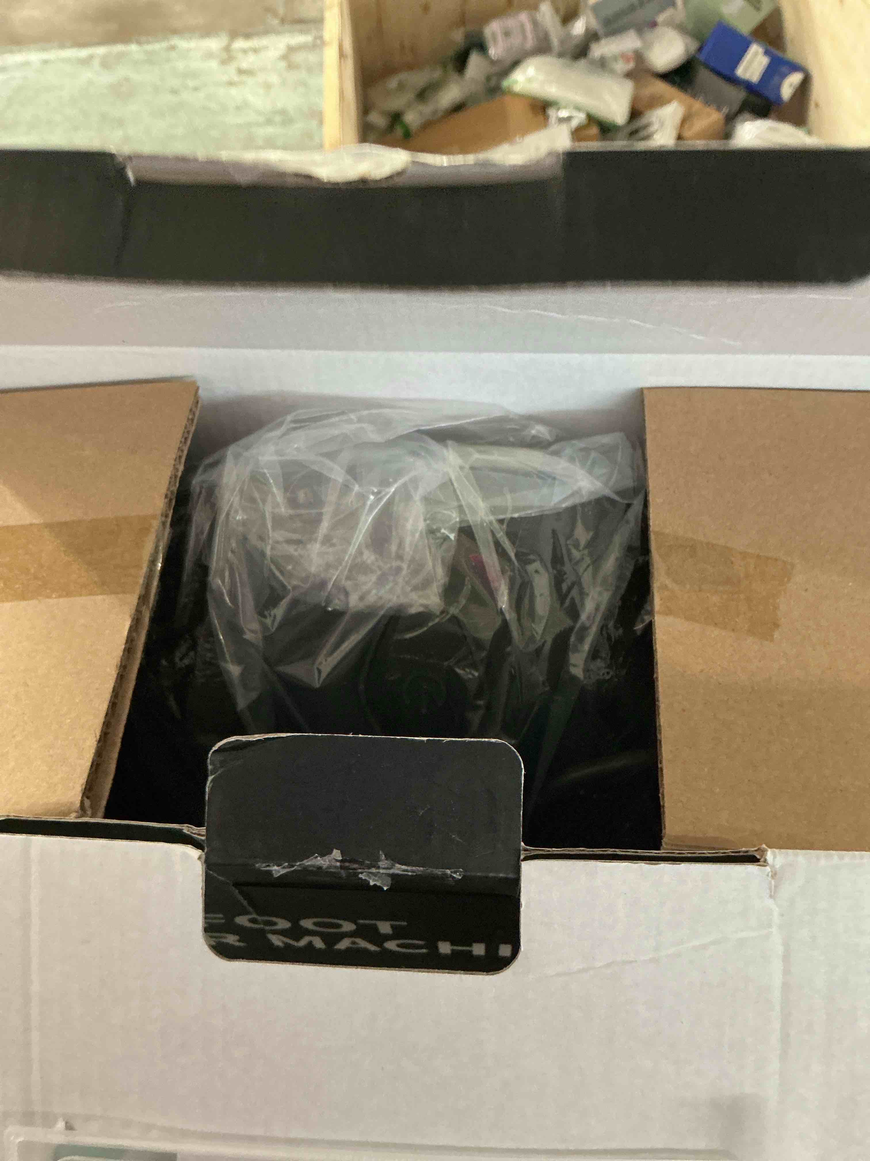 https://s3.amazonaws.com/lotting-images-prod/NonstopDeals/PNK3240199_1759355610876.jpeg