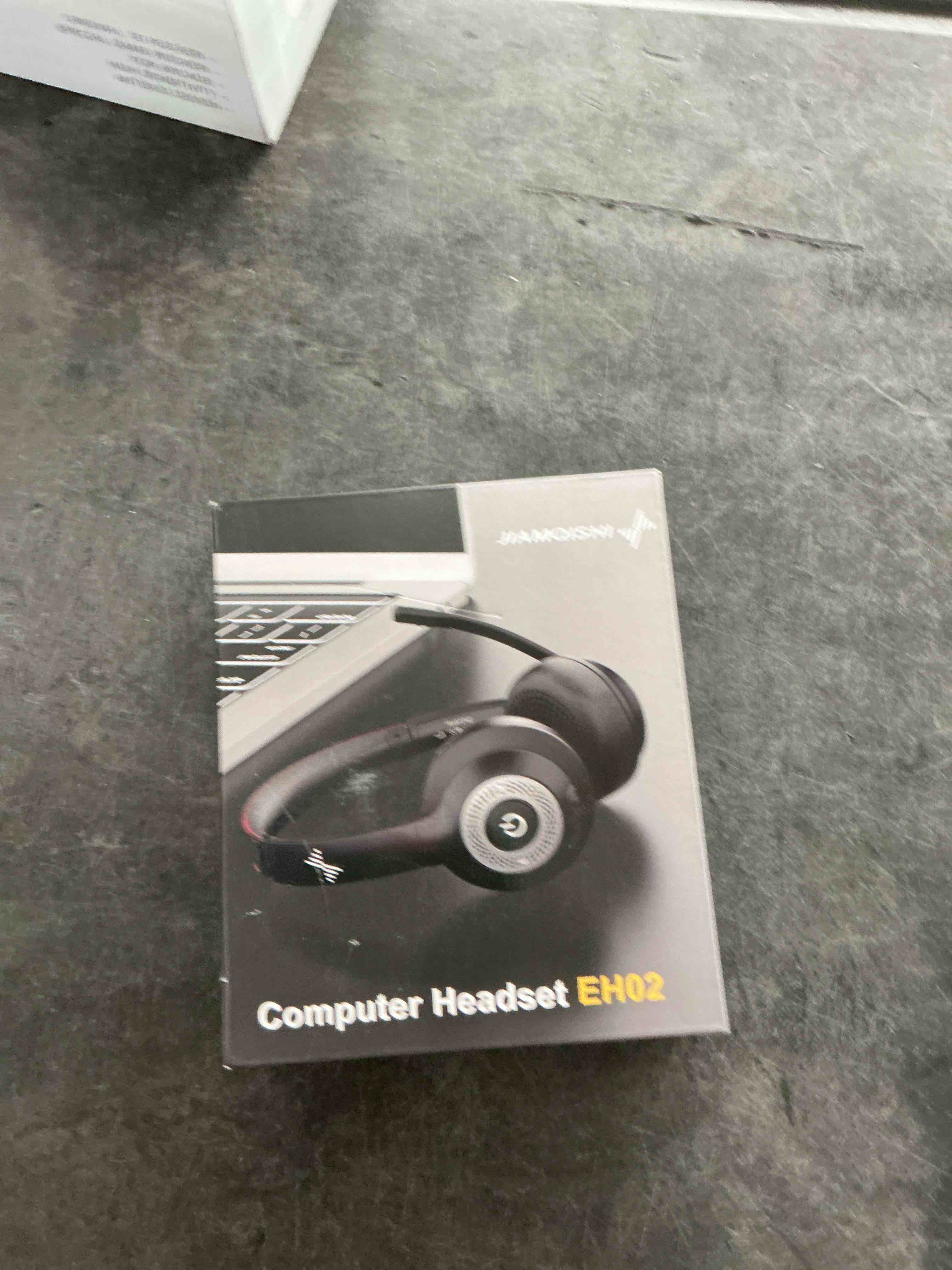 https://s3.amazonaws.com/lotting-images-prod/NonstopDeals/PNK3240218_1759347516127.jpeg