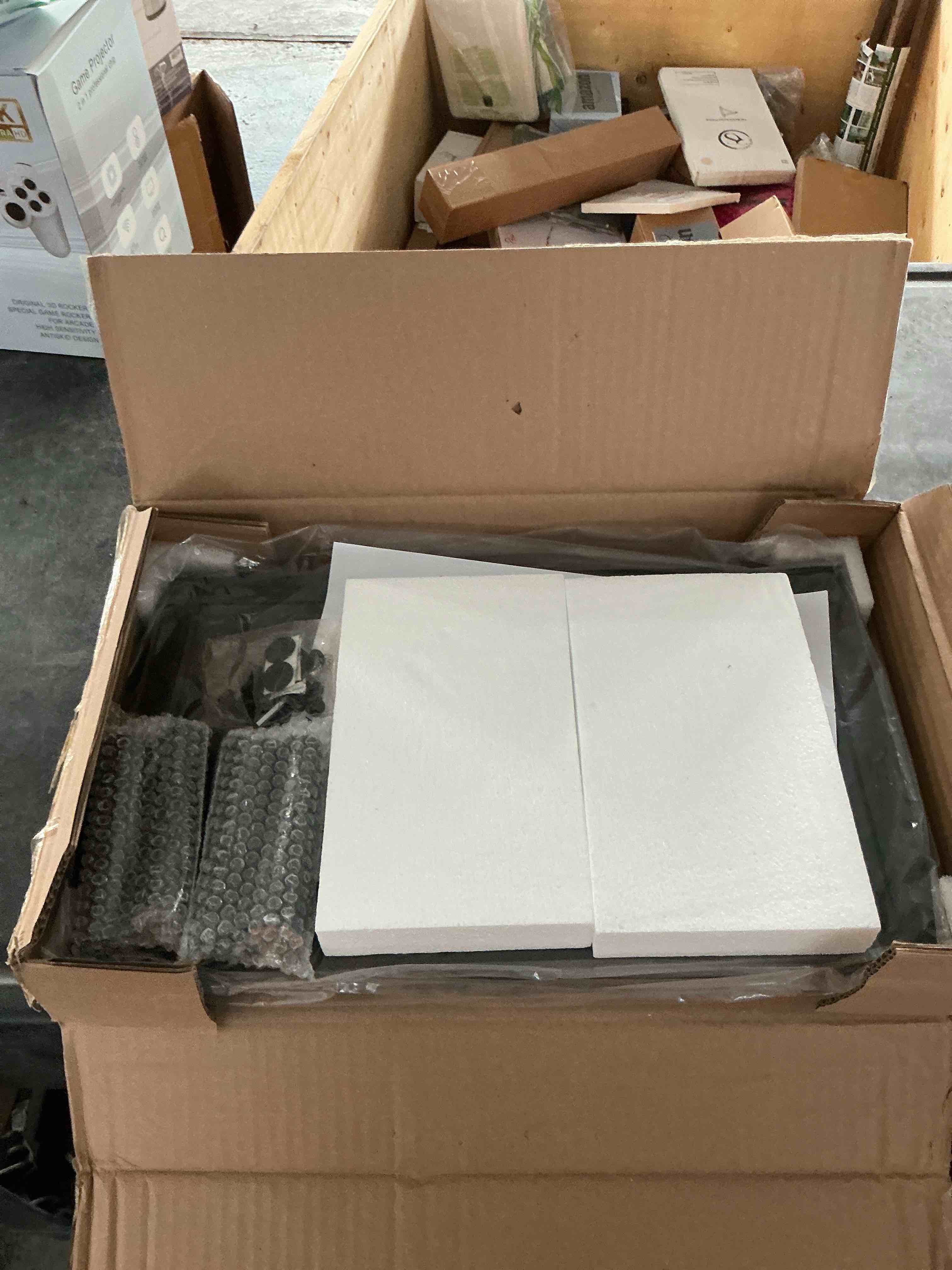 https://s3.amazonaws.com/lotting-images-prod/NonstopDeals/PNK3240219_1759347690553.jpeg