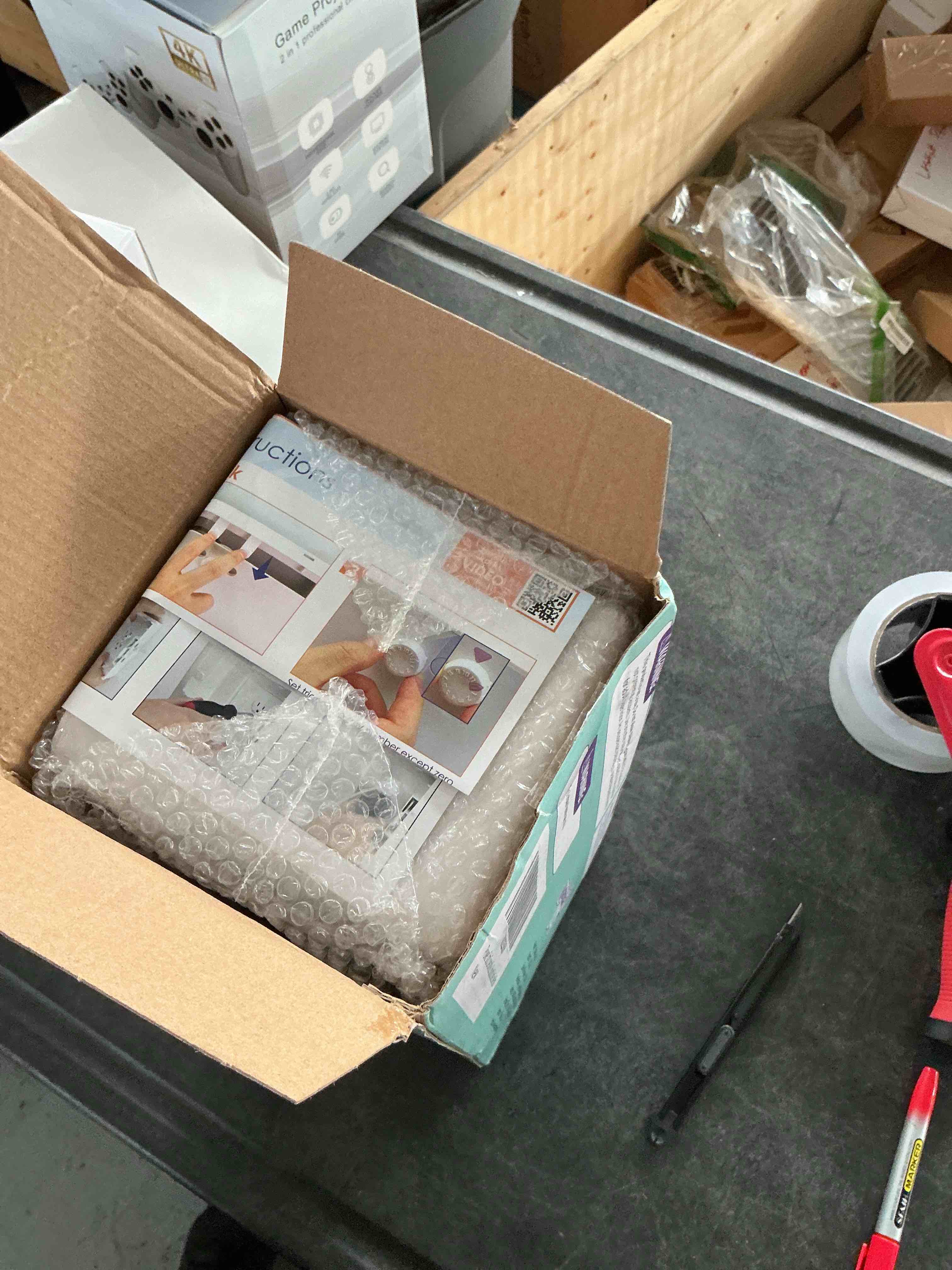 https://s3.amazonaws.com/lotting-images-prod/NonstopDeals/PNK3240229_1759349318668.jpeg