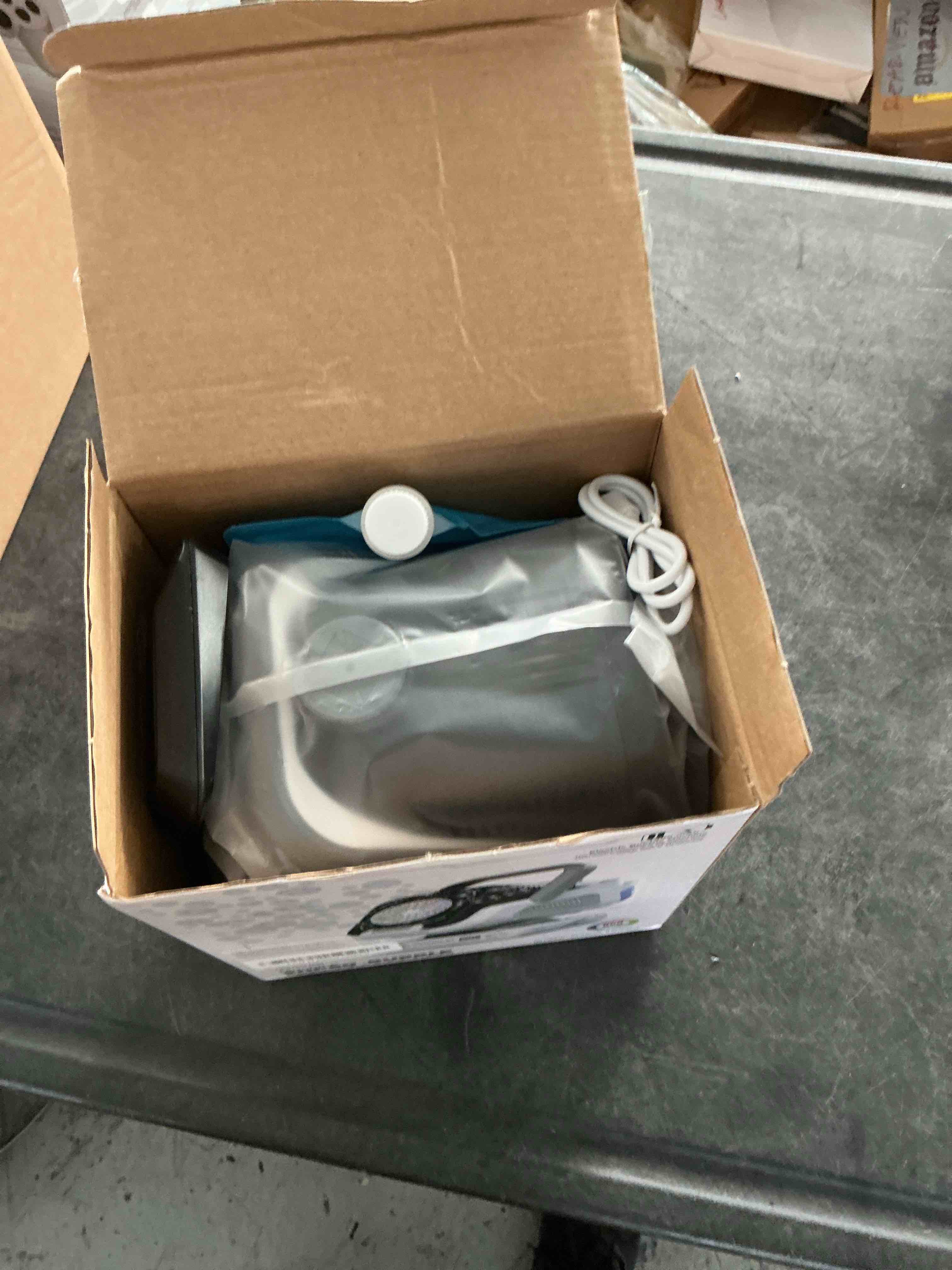 https://s3.amazonaws.com/lotting-images-prod/NonstopDeals/PNK3240252_1759353908578.jpeg