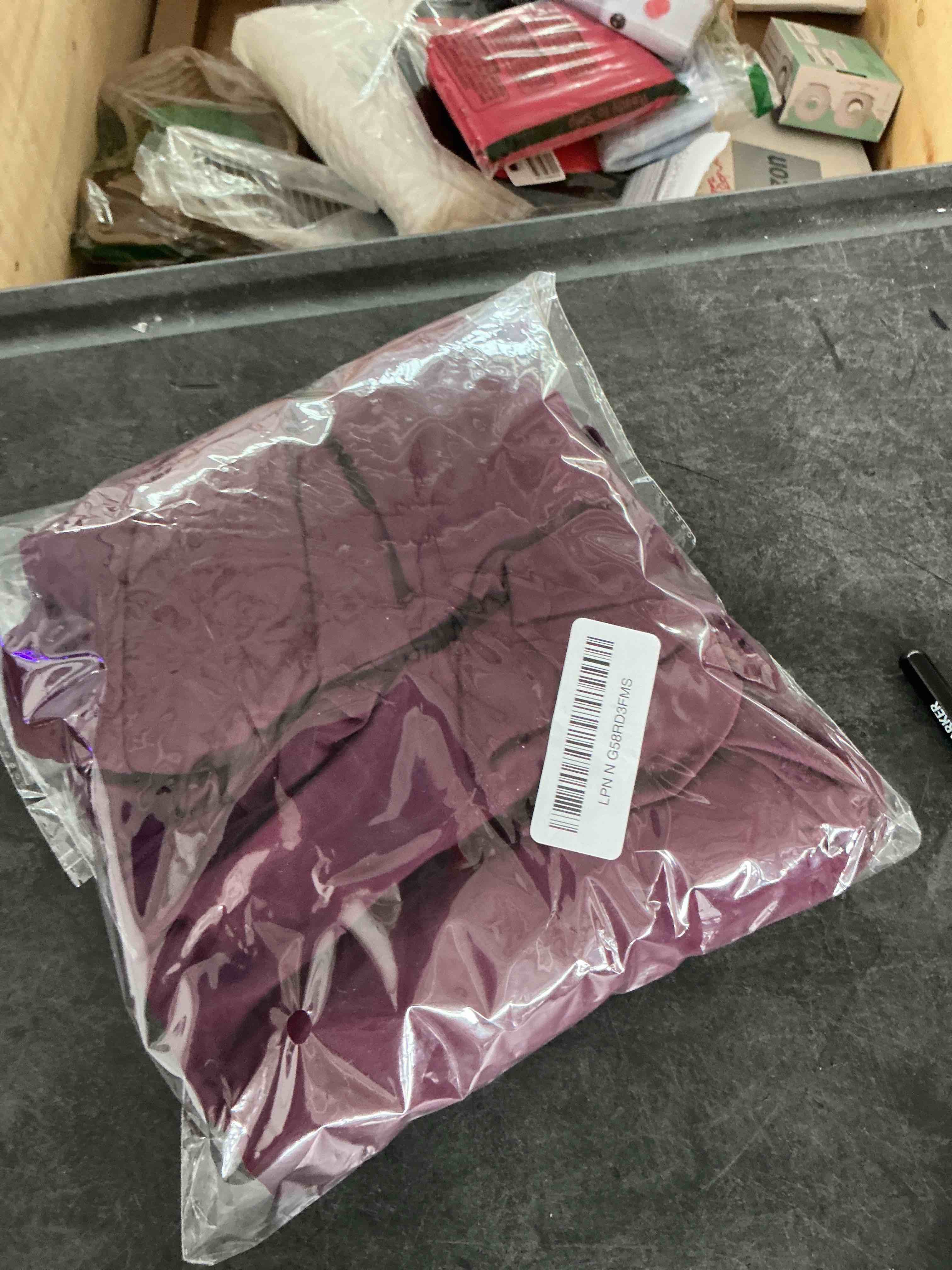 https://s3.amazonaws.com/lotting-images-prod/NonstopDeals/PNK3240282_1759417073097.jpeg