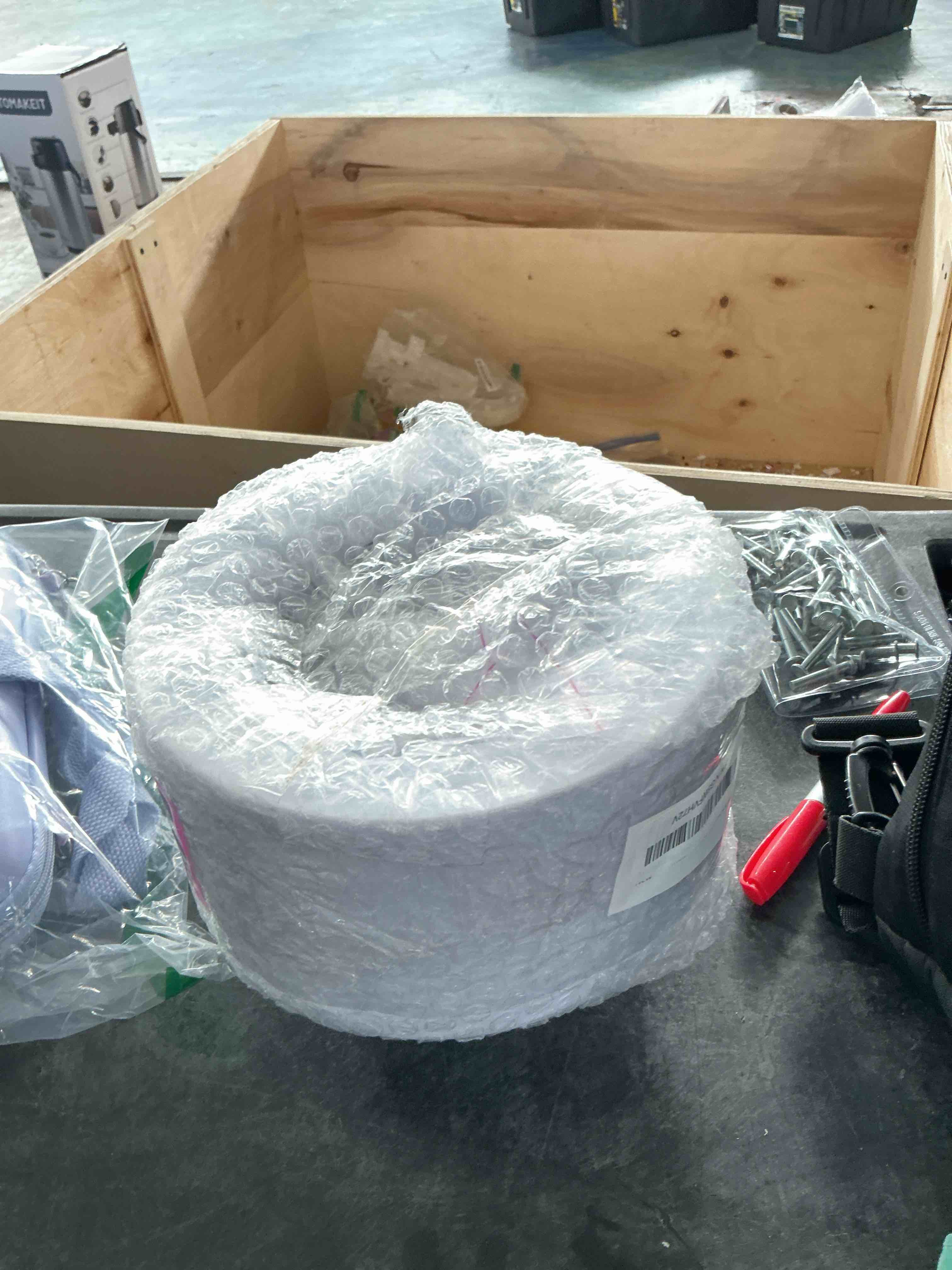 https://s3.amazonaws.com/lotting-images-prod/NonstopDeals/PNK3240303_1759438308912.jpeg
