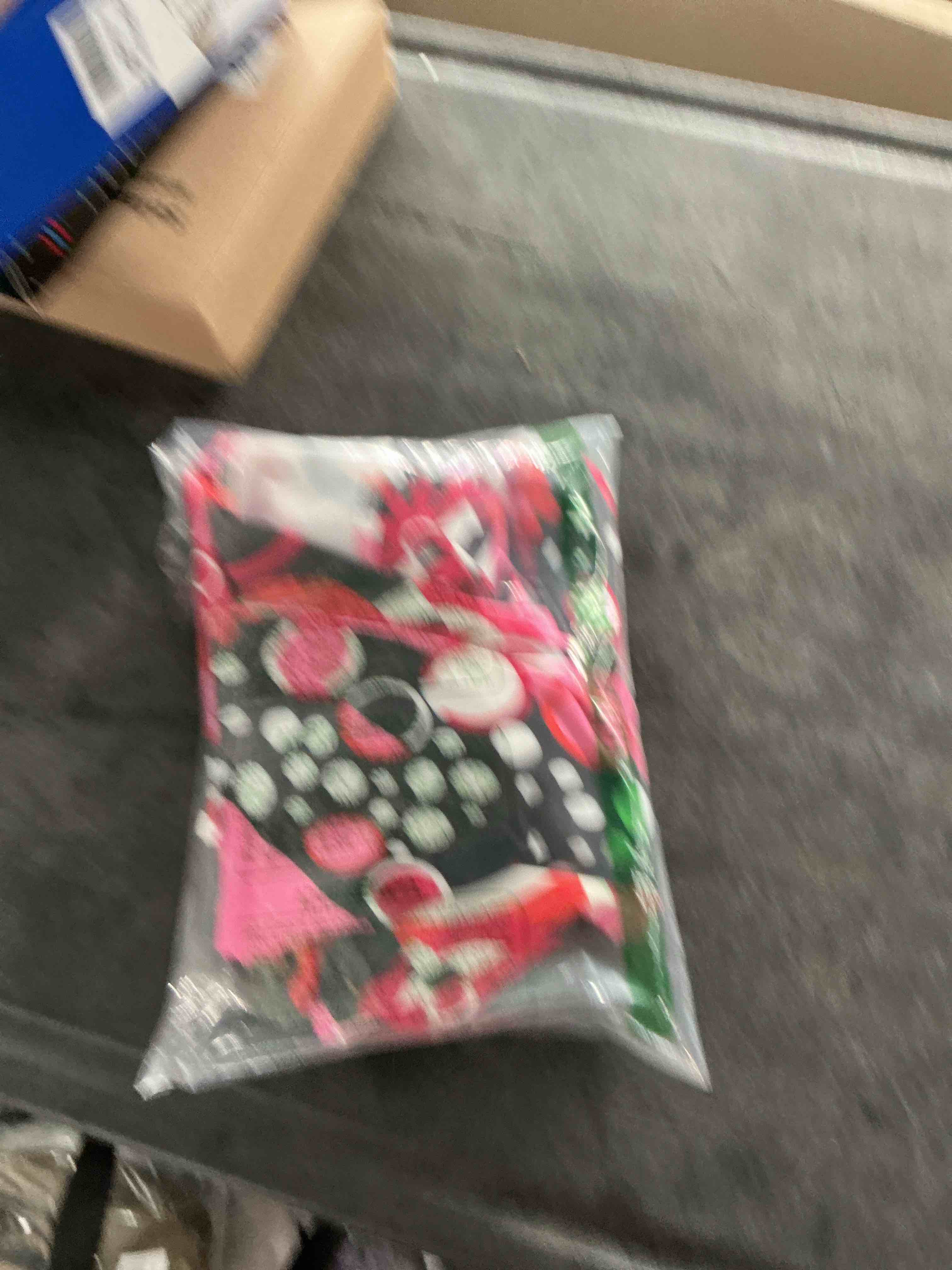 https://s3.amazonaws.com/lotting-images-prod/NonstopDeals/PNK3240305_1759438869517.jpeg