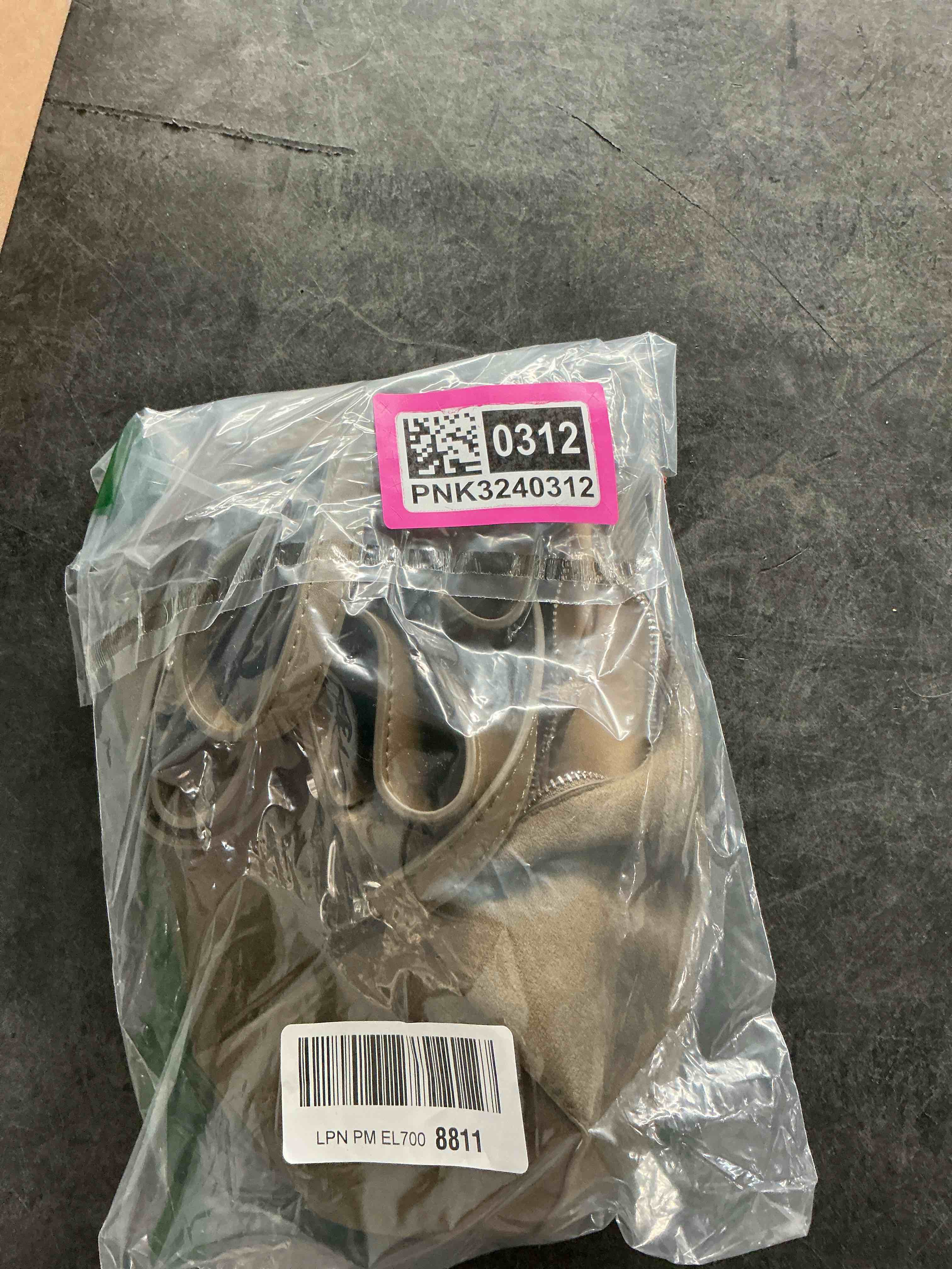 https://s3.amazonaws.com/lotting-images-prod/NonstopDeals/PNK3240312_1759440295067.jpeg