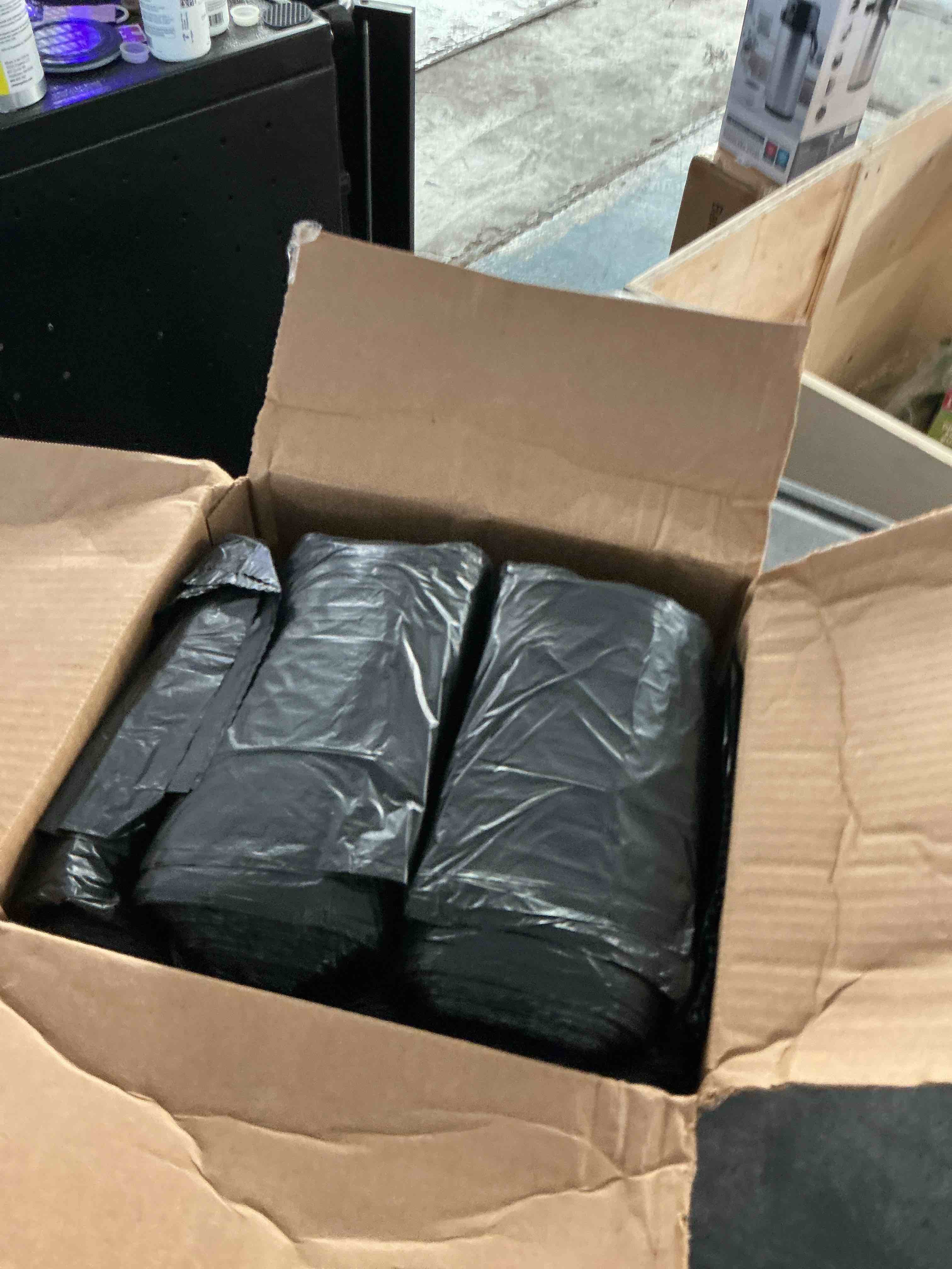 https://s3.amazonaws.com/lotting-images-prod/NonstopDeals/PNK3240318_1759443603562.jpeg