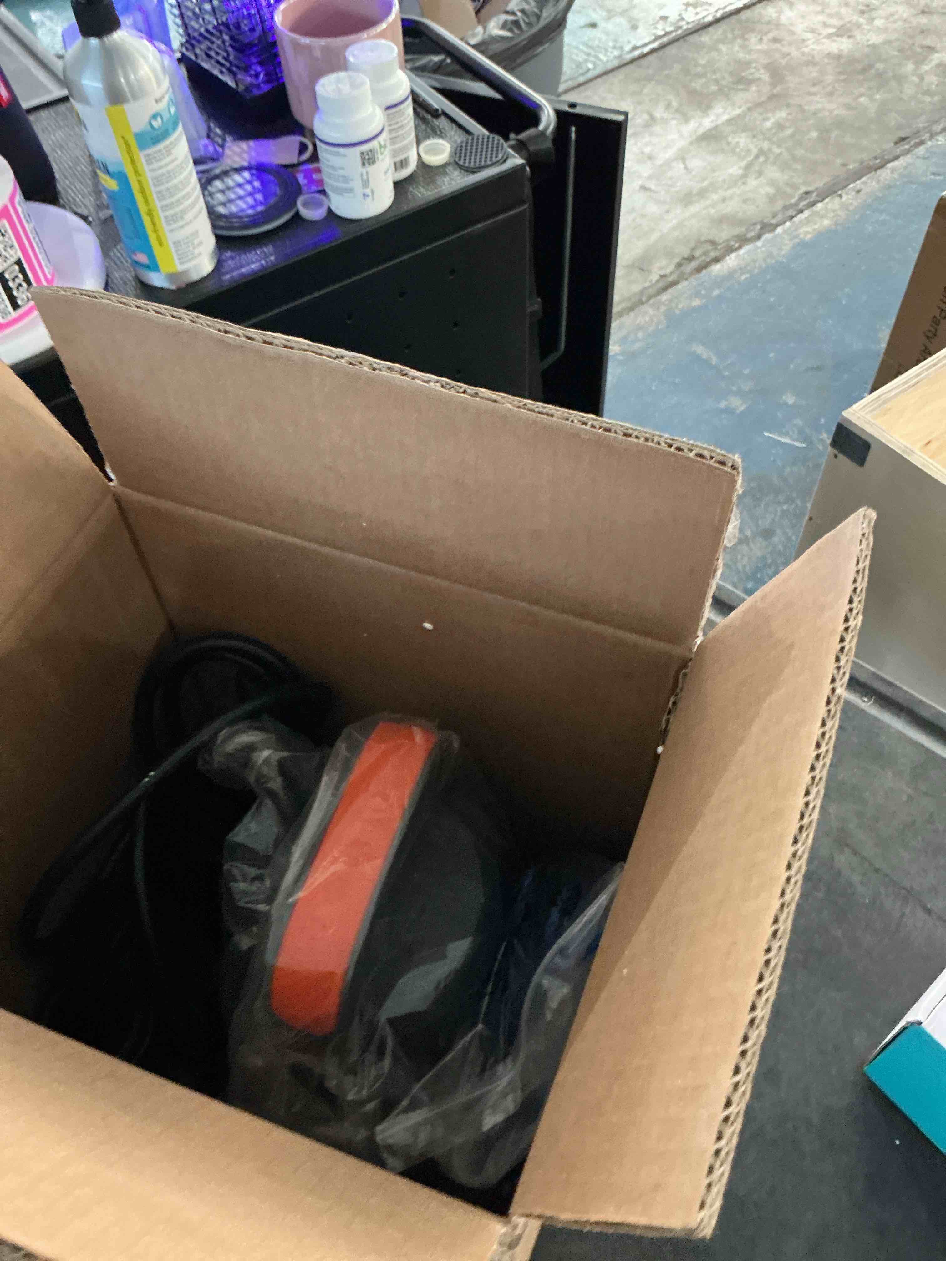 https://s3.amazonaws.com/lotting-images-prod/NonstopDeals/PNK3240326_1759444737296.jpeg