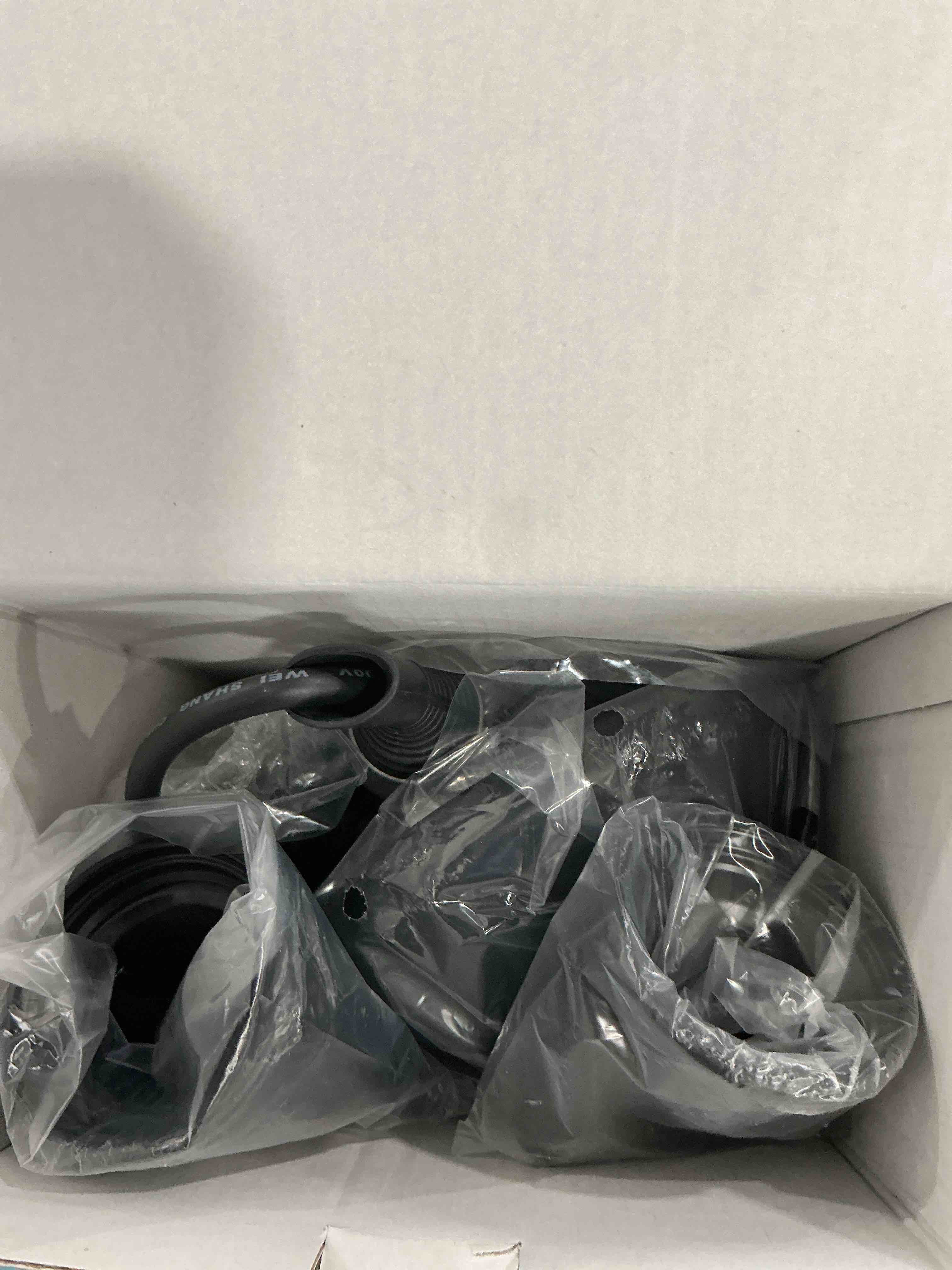 https://s3.amazonaws.com/lotting-images-prod/NonstopDeals/PNK3240435_1759505385206.jpeg