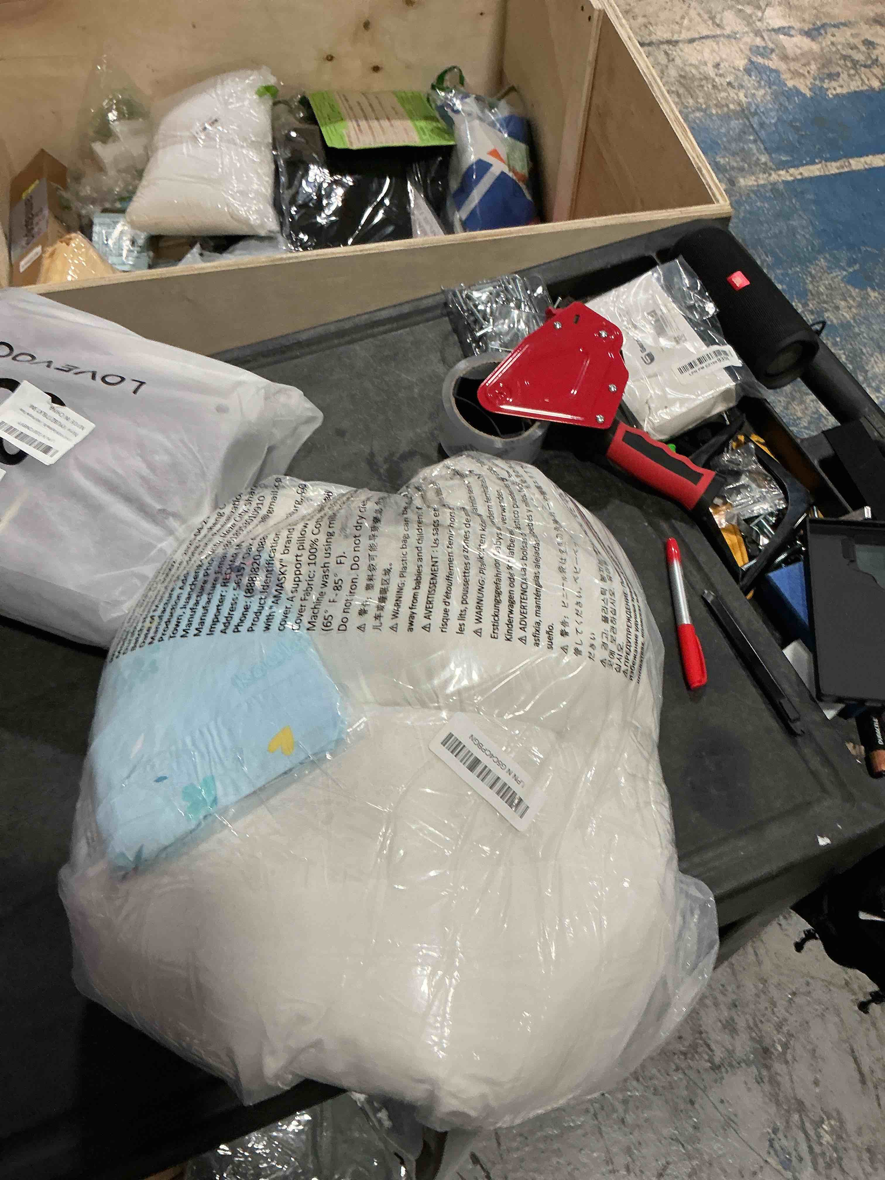 https://s3.amazonaws.com/lotting-images-prod/NonstopDeals/PNK3240548_1759630114673.jpeg