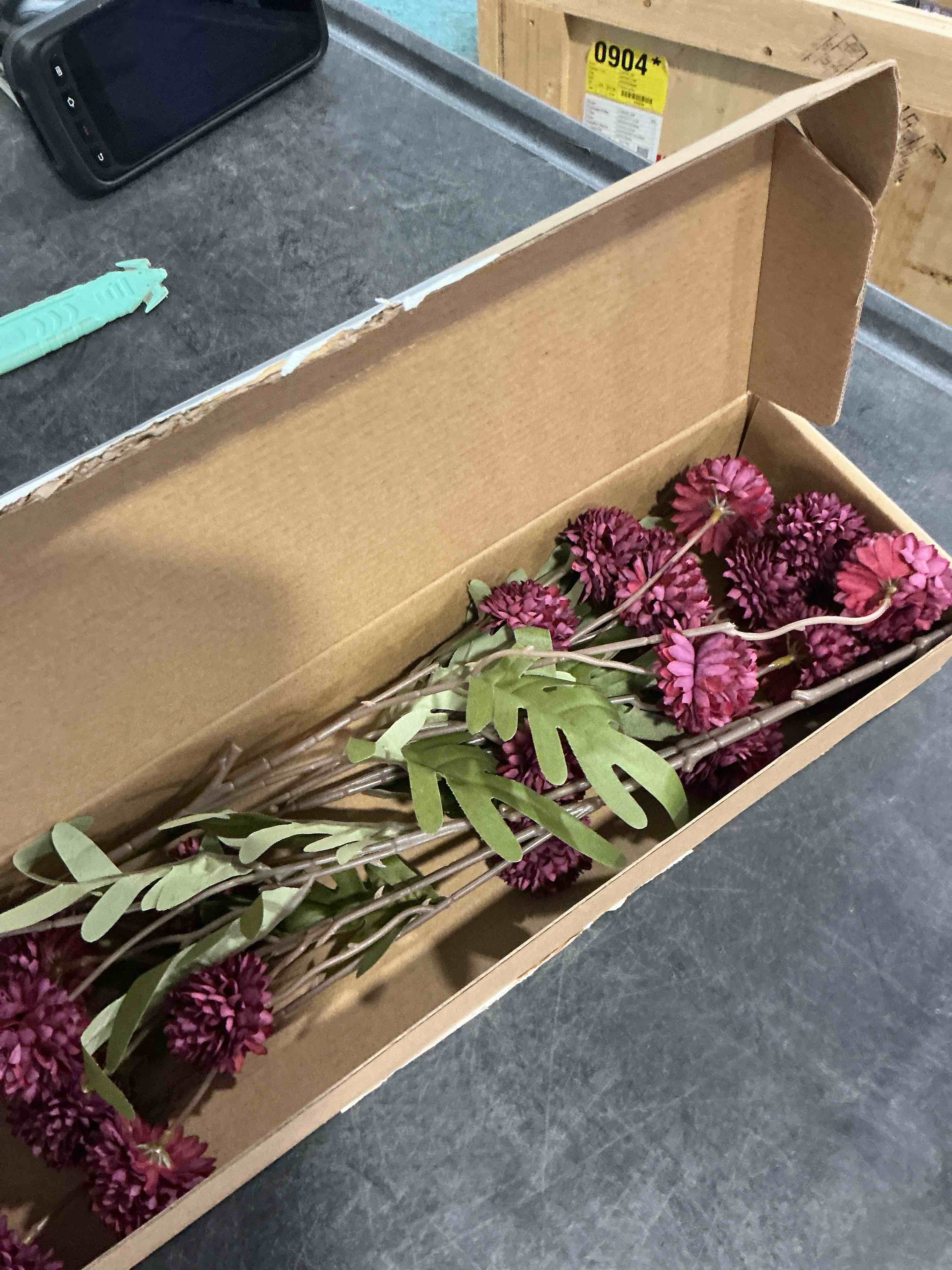 https://s3.amazonaws.com/lotting-images-prod/NonstopDeals/PNK3240582_1759776230860.jpeg