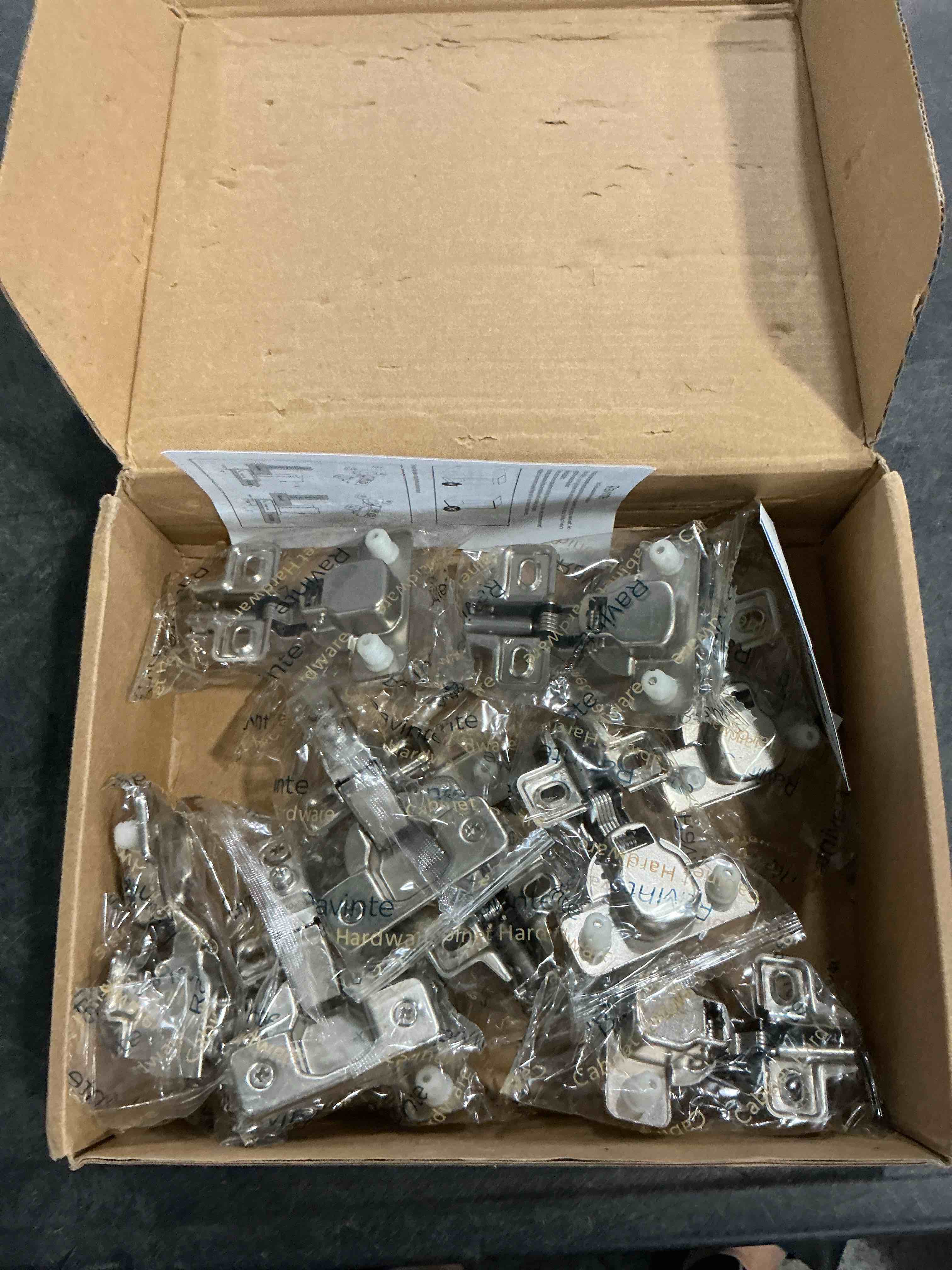 https://s3.amazonaws.com/lotting-images-prod/NonstopDeals/PNK3240595_1759777359488.jpeg