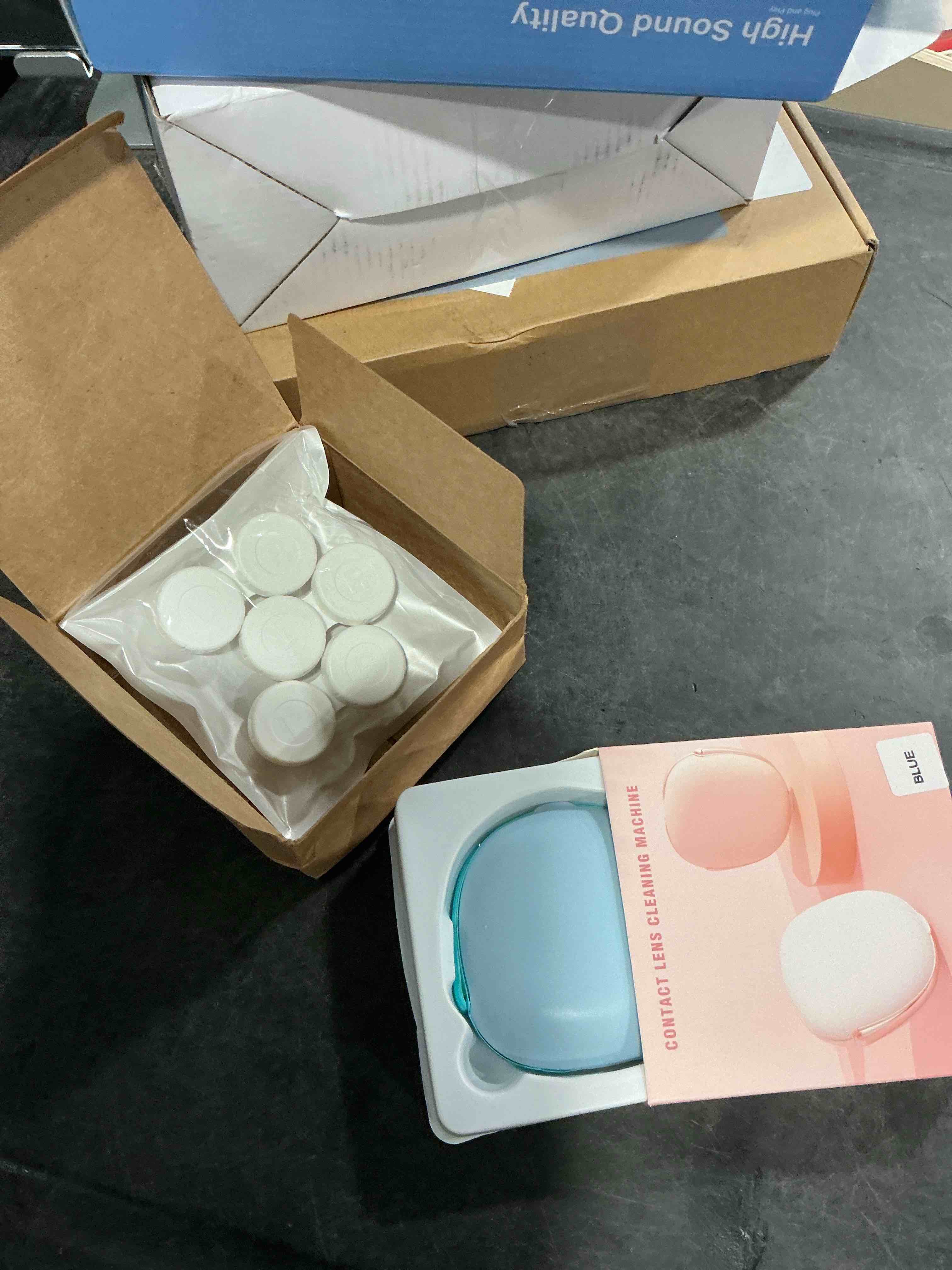 https://s3.amazonaws.com/lotting-images-prod/NonstopDeals/PNK3240602_1759777719833.jpeg