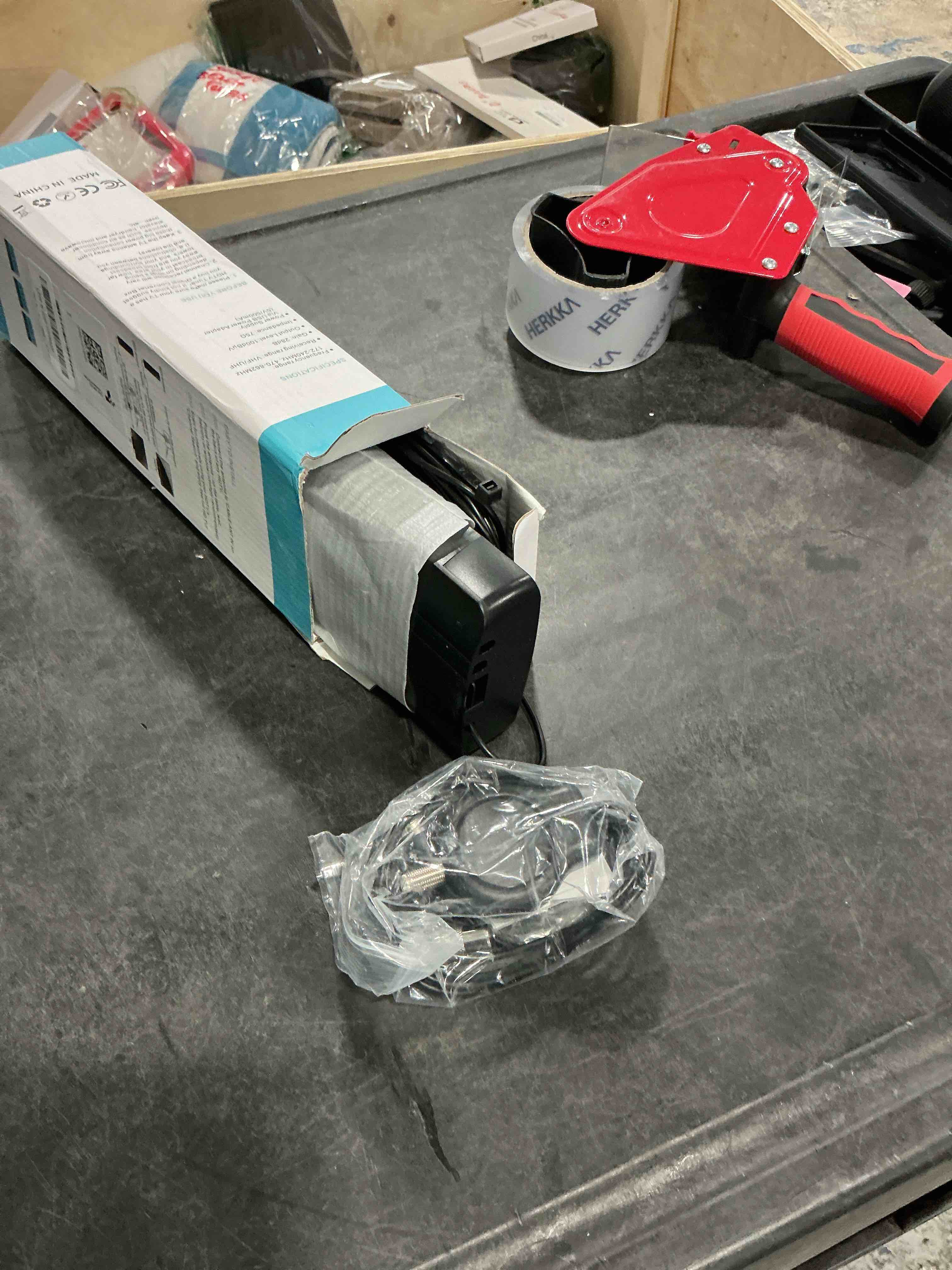 https://s3.amazonaws.com/lotting-images-prod/NonstopDeals/PNK3240654_1759783010984.jpeg