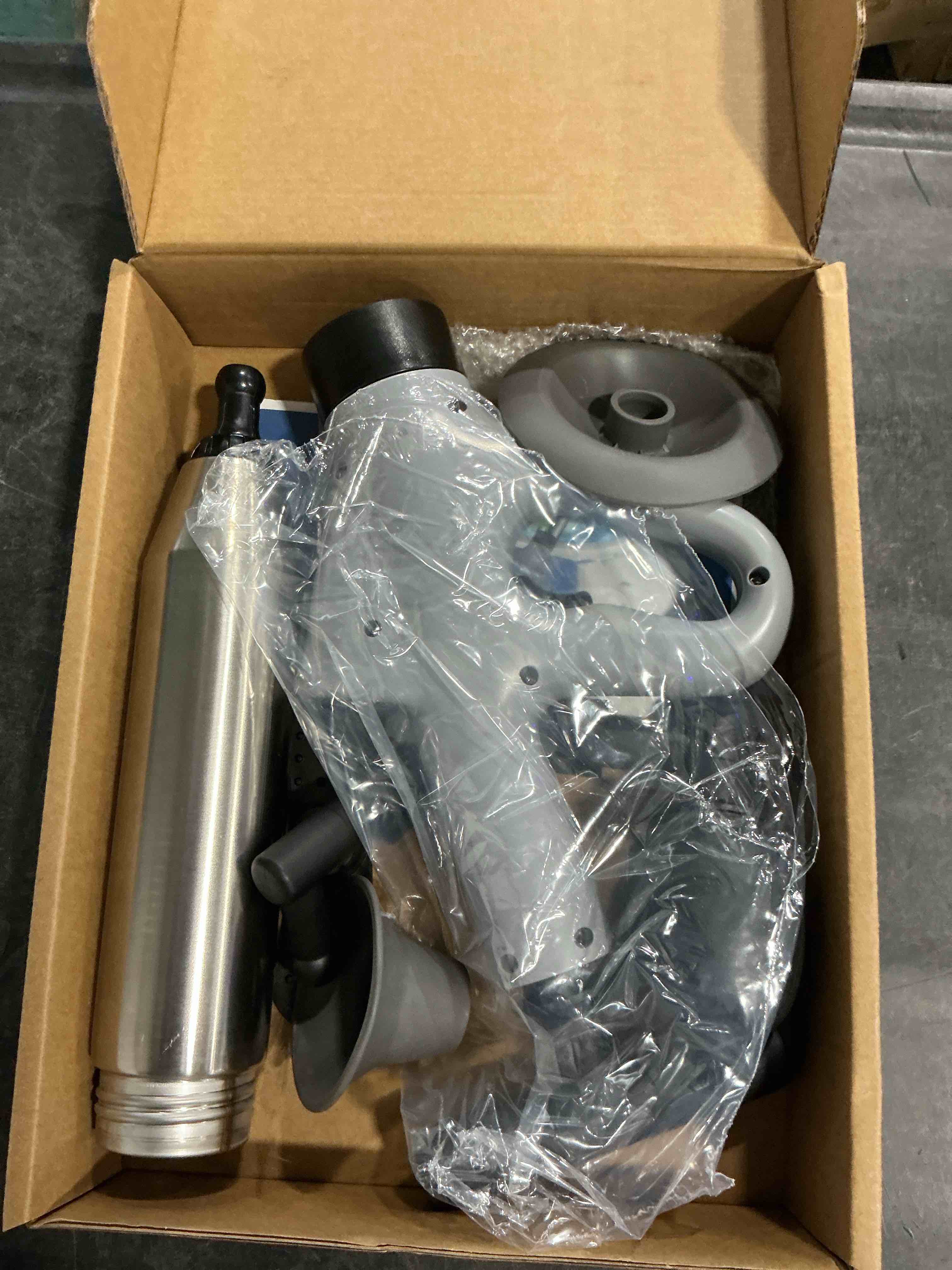 https://s3.amazonaws.com/lotting-images-prod/NonstopDeals/PNK3240681_1759784398733.jpeg