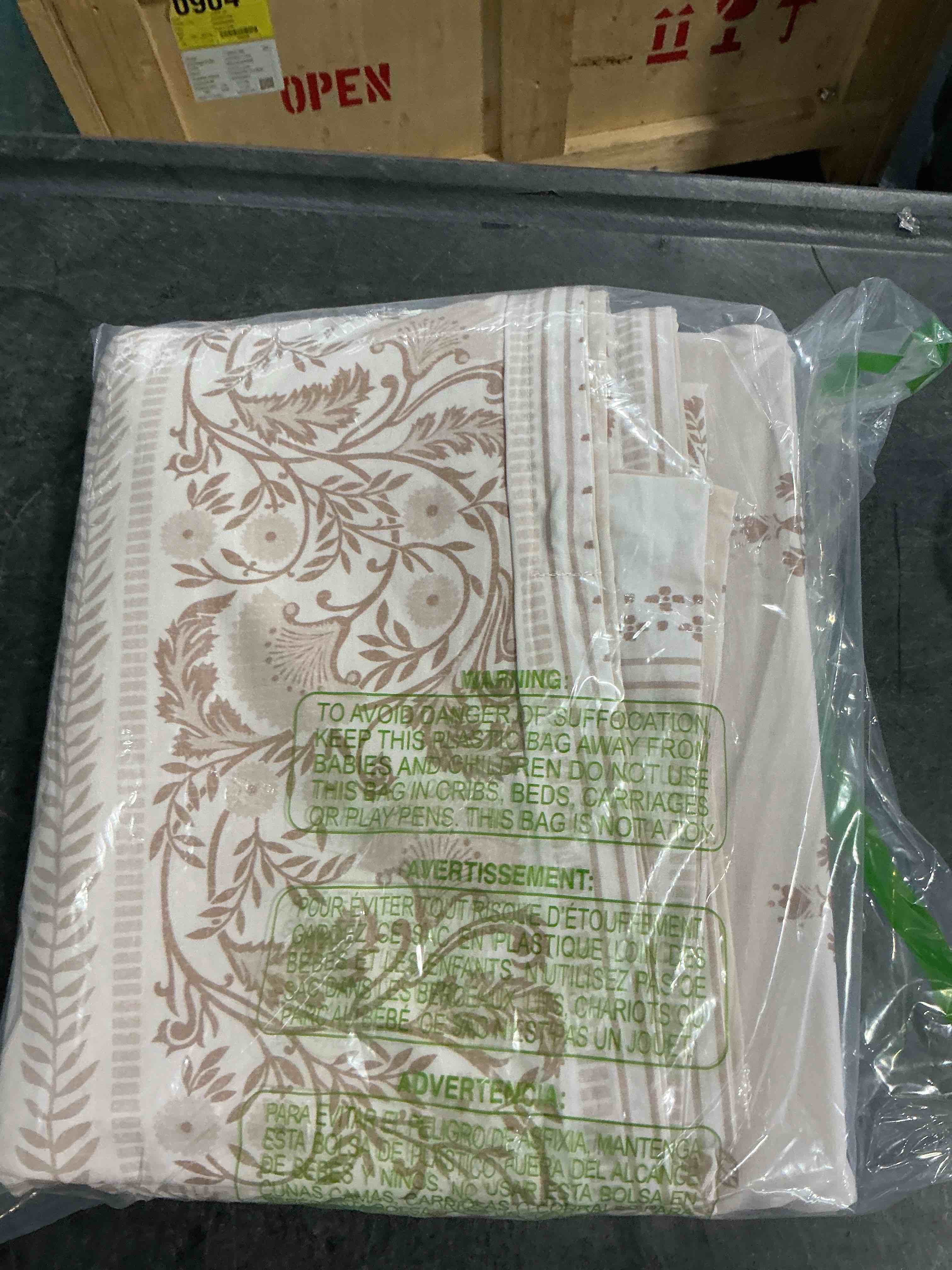 https://s3.amazonaws.com/lotting-images-prod/NonstopDeals/PNK3240684_1759784538114.jpeg