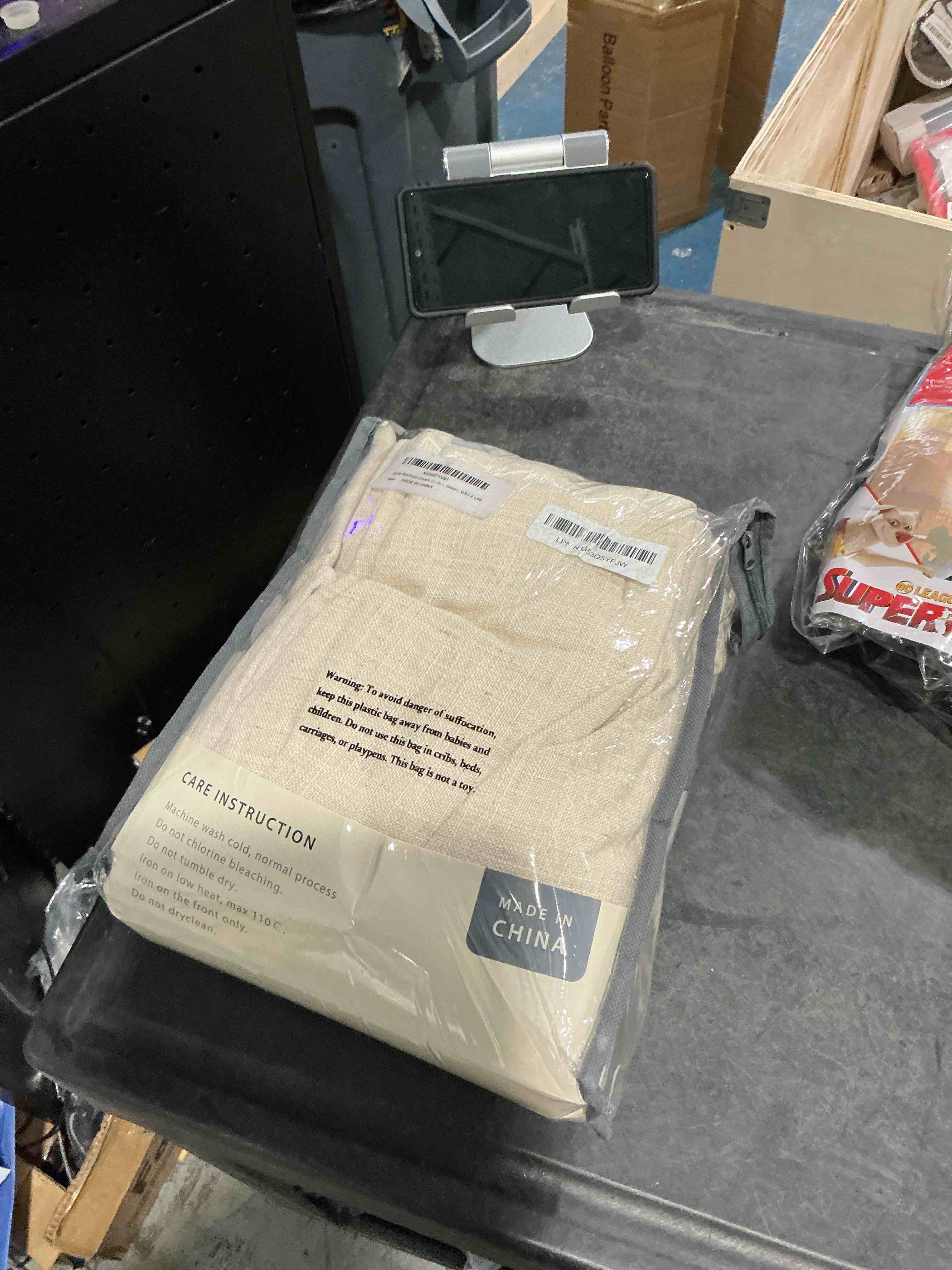 https://s3.amazonaws.com/lotting-images-prod/NonstopDeals/PNK3240690_1759784711152.jpeg