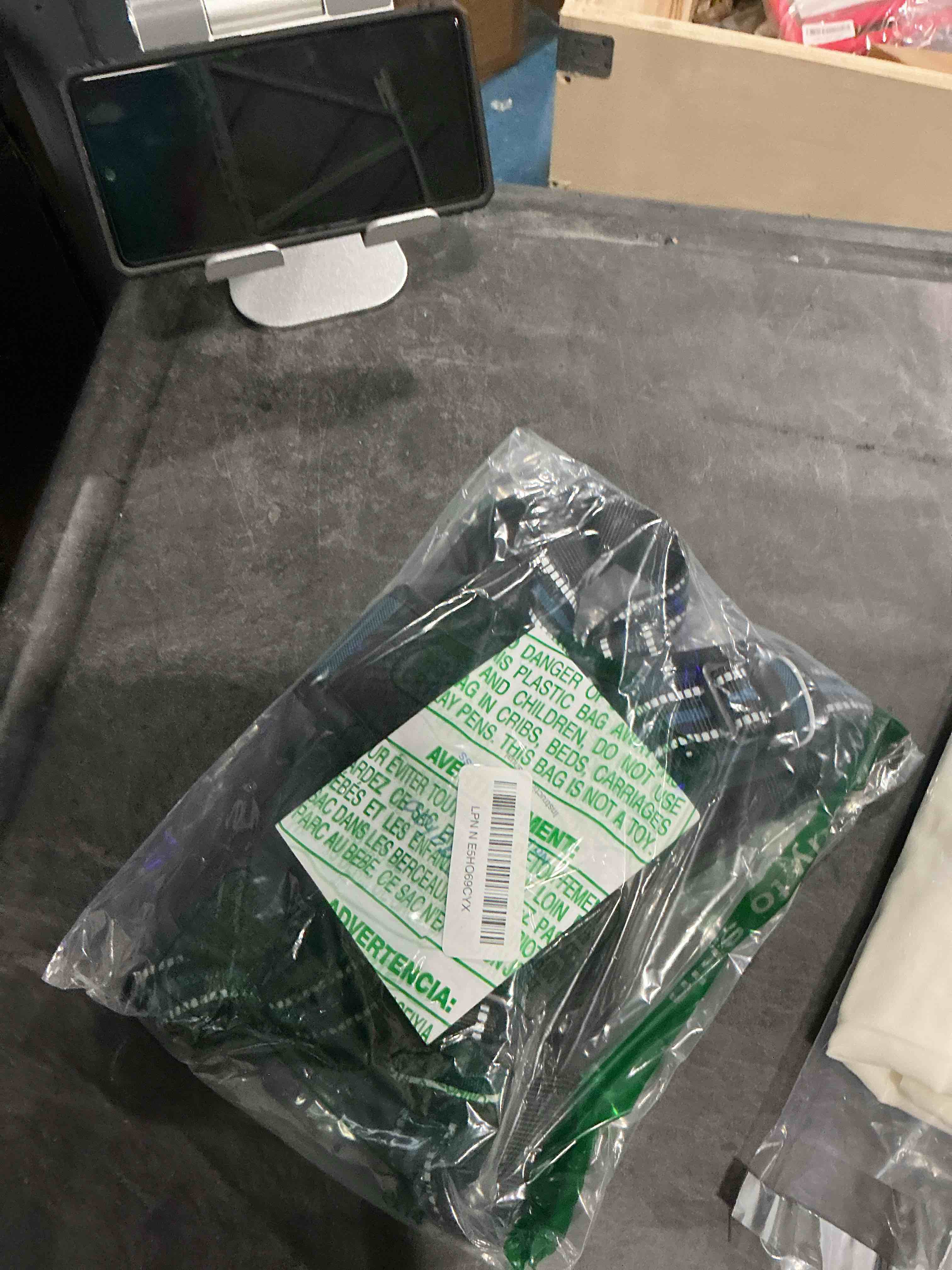 https://s3.amazonaws.com/lotting-images-prod/NonstopDeals/PNK3240703_1759785051184.jpeg