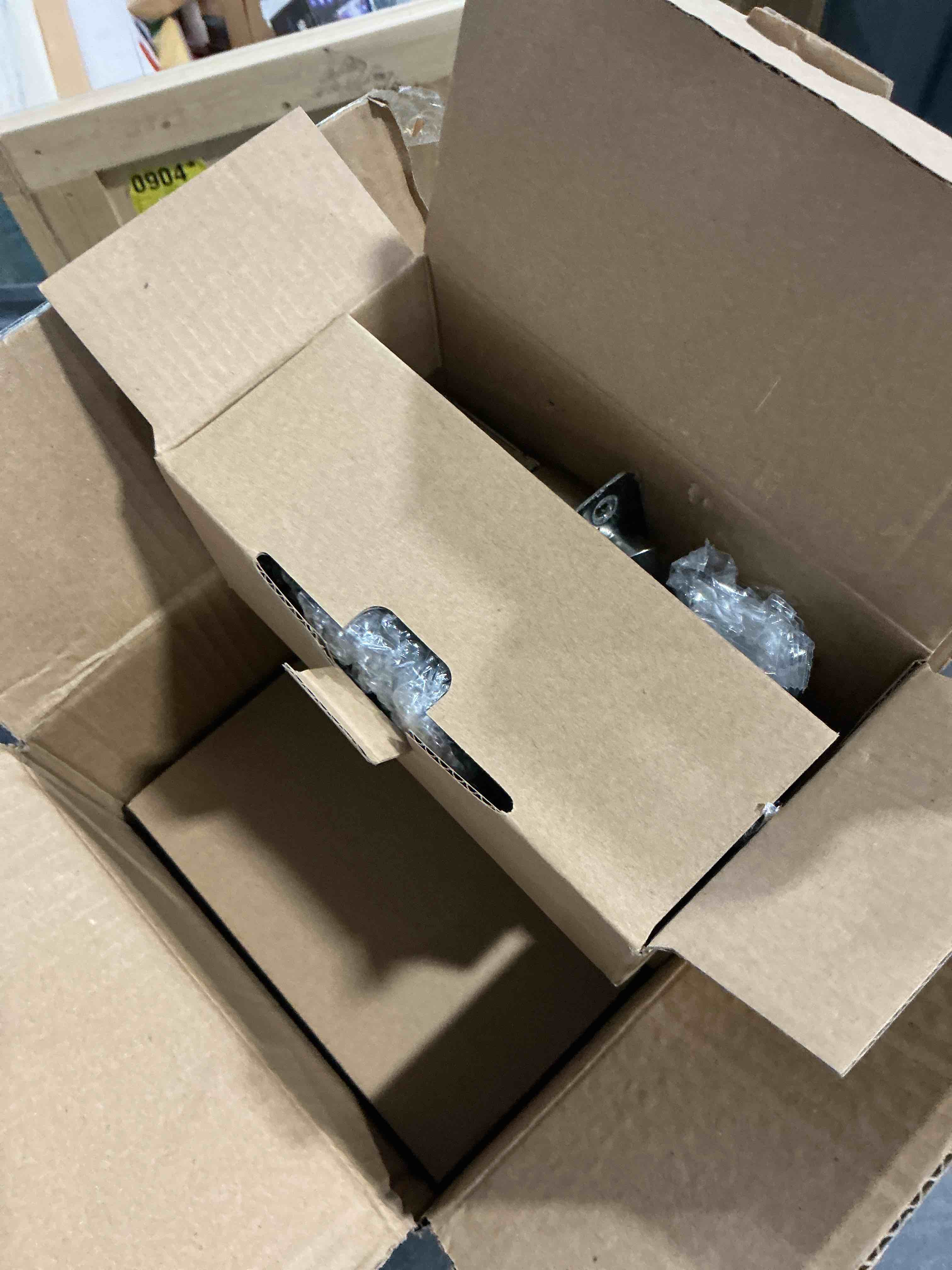 https://s3.amazonaws.com/lotting-images-prod/NonstopDeals/PNK3240710_1759785590534.jpeg