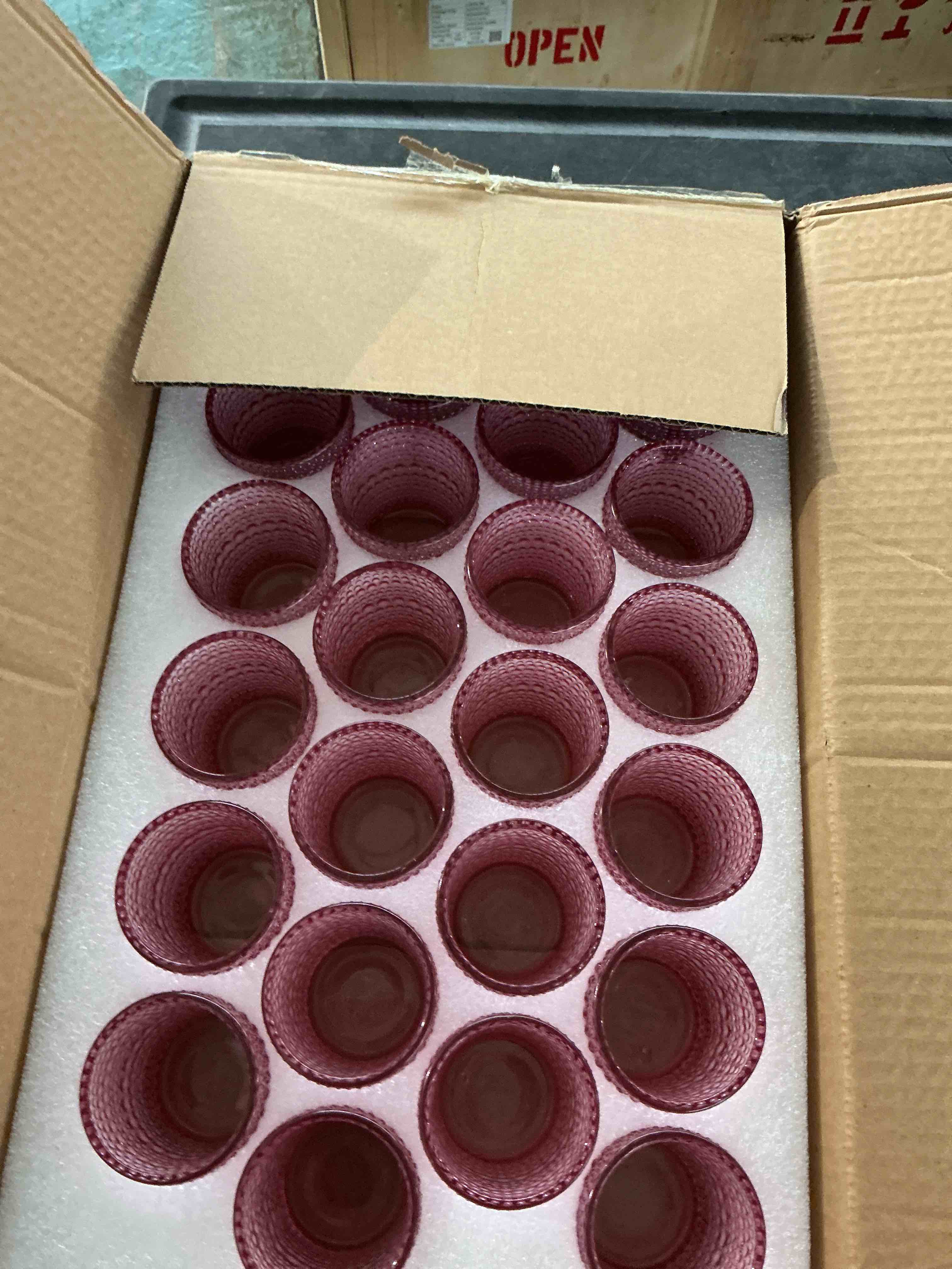 https://s3.amazonaws.com/lotting-images-prod/NonstopDeals/PNK3240806_1759870673671.jpeg