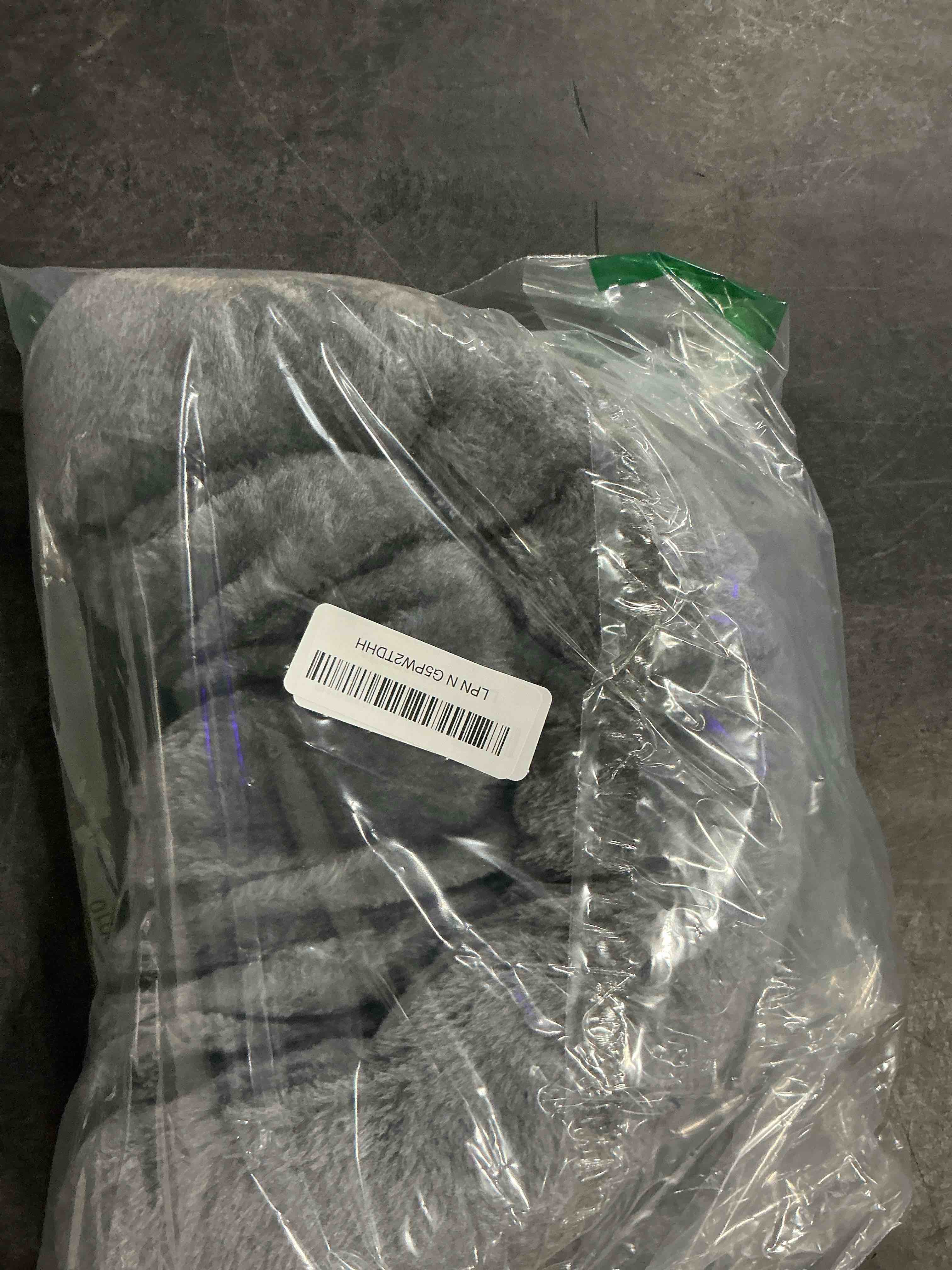 https://s3.amazonaws.com/lotting-images-prod/NonstopDeals/PNK3240847_1759879541130.jpeg
