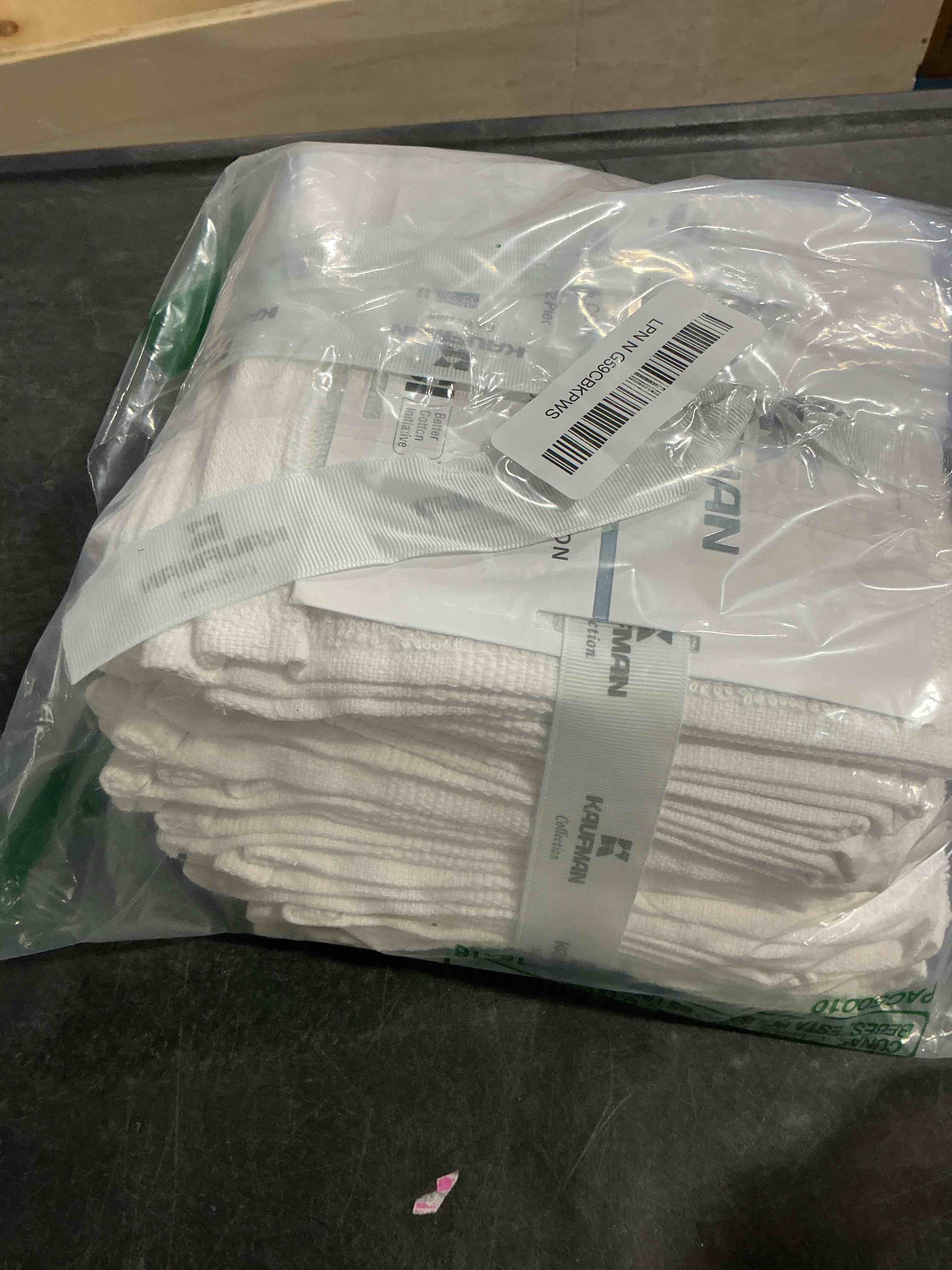 https://s3.amazonaws.com/lotting-images-prod/NonstopDeals/PNK3240849_1759879786232.jpeg