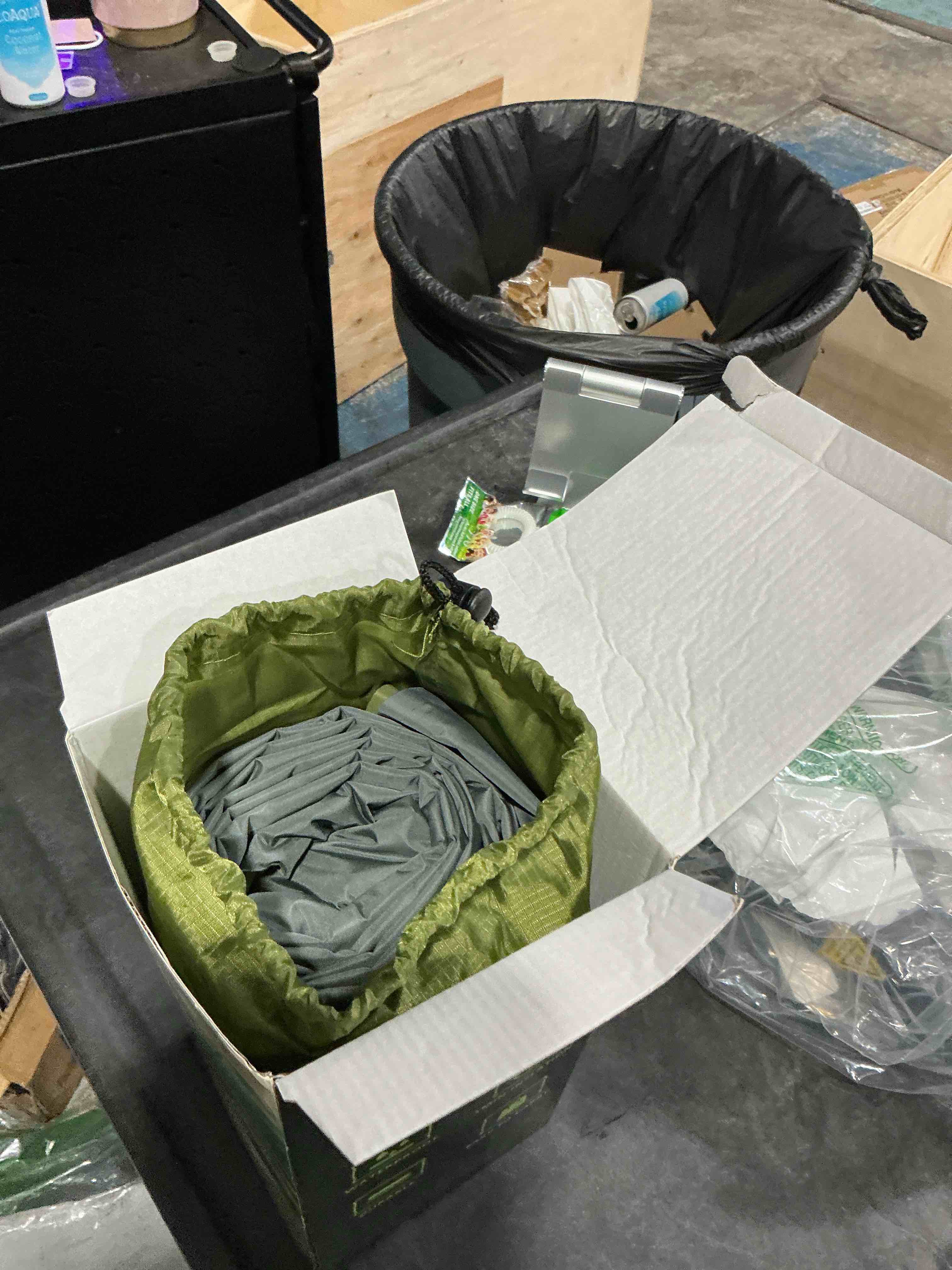https://s3.amazonaws.com/lotting-images-prod/NonstopDeals/PNK3240850_1759879734935.jpeg