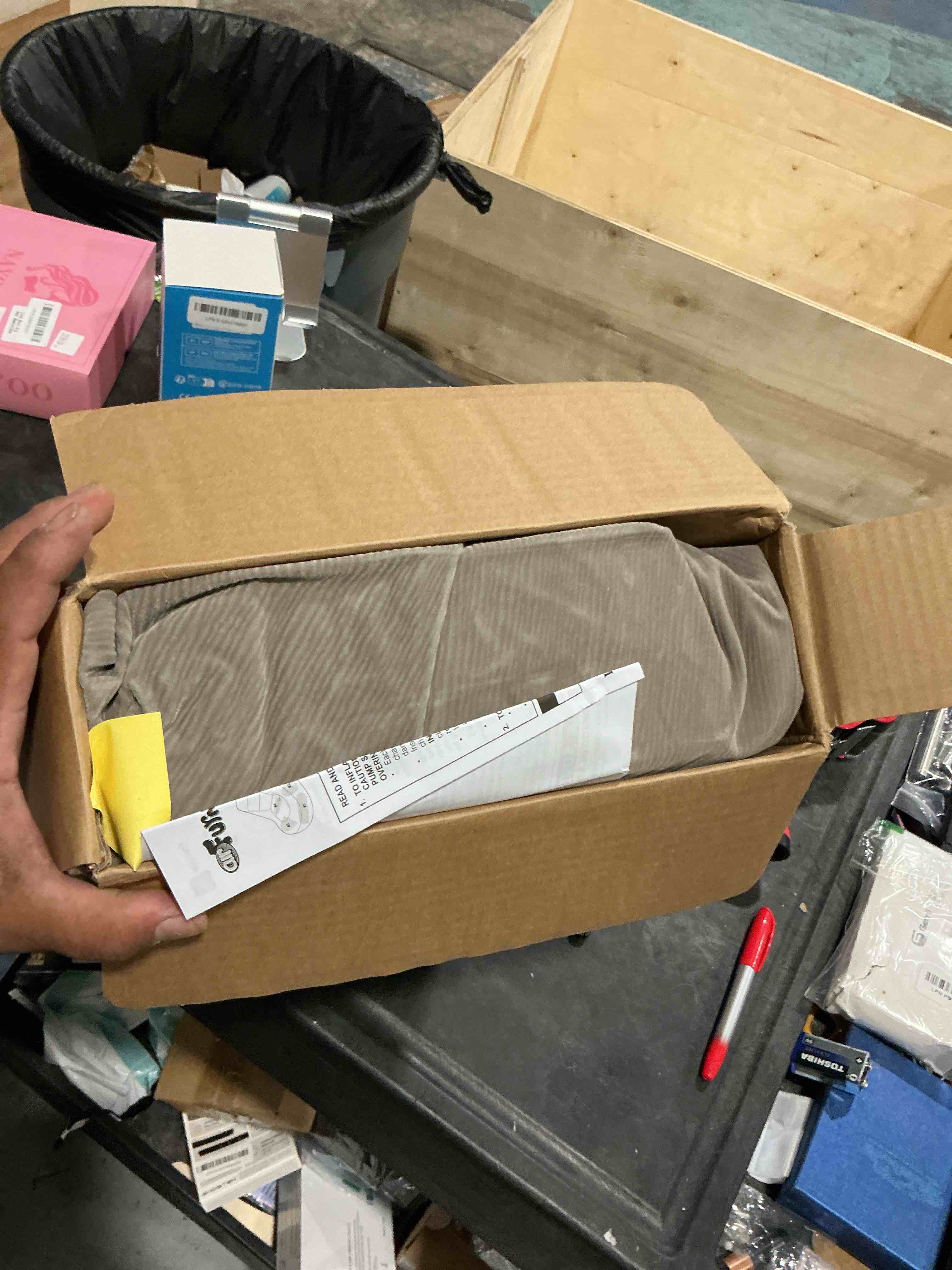 https://s3.amazonaws.com/lotting-images-prod/NonstopDeals/PNK3240874_1759881670989.jpeg