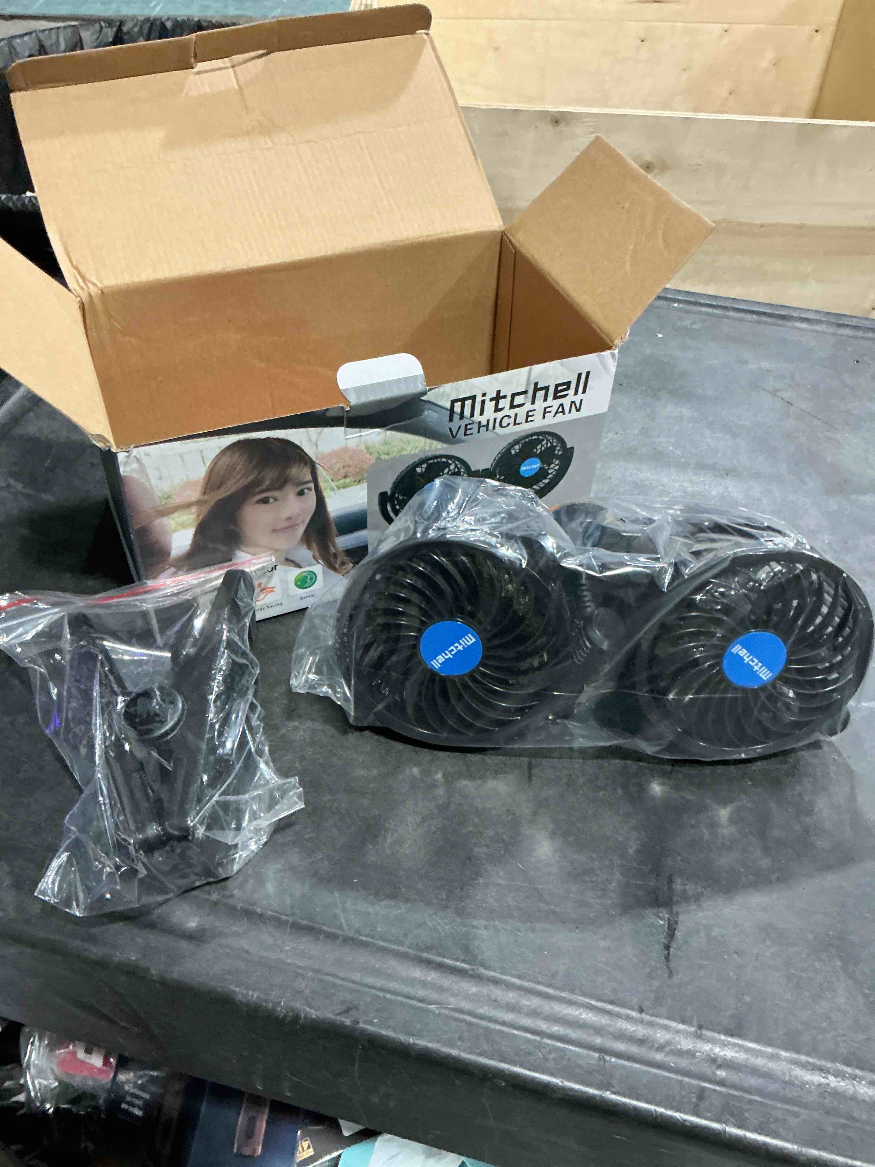 https://s3.amazonaws.com/lotting-images-prod/NonstopDeals/PNK3240892_1759883404777.jpeg