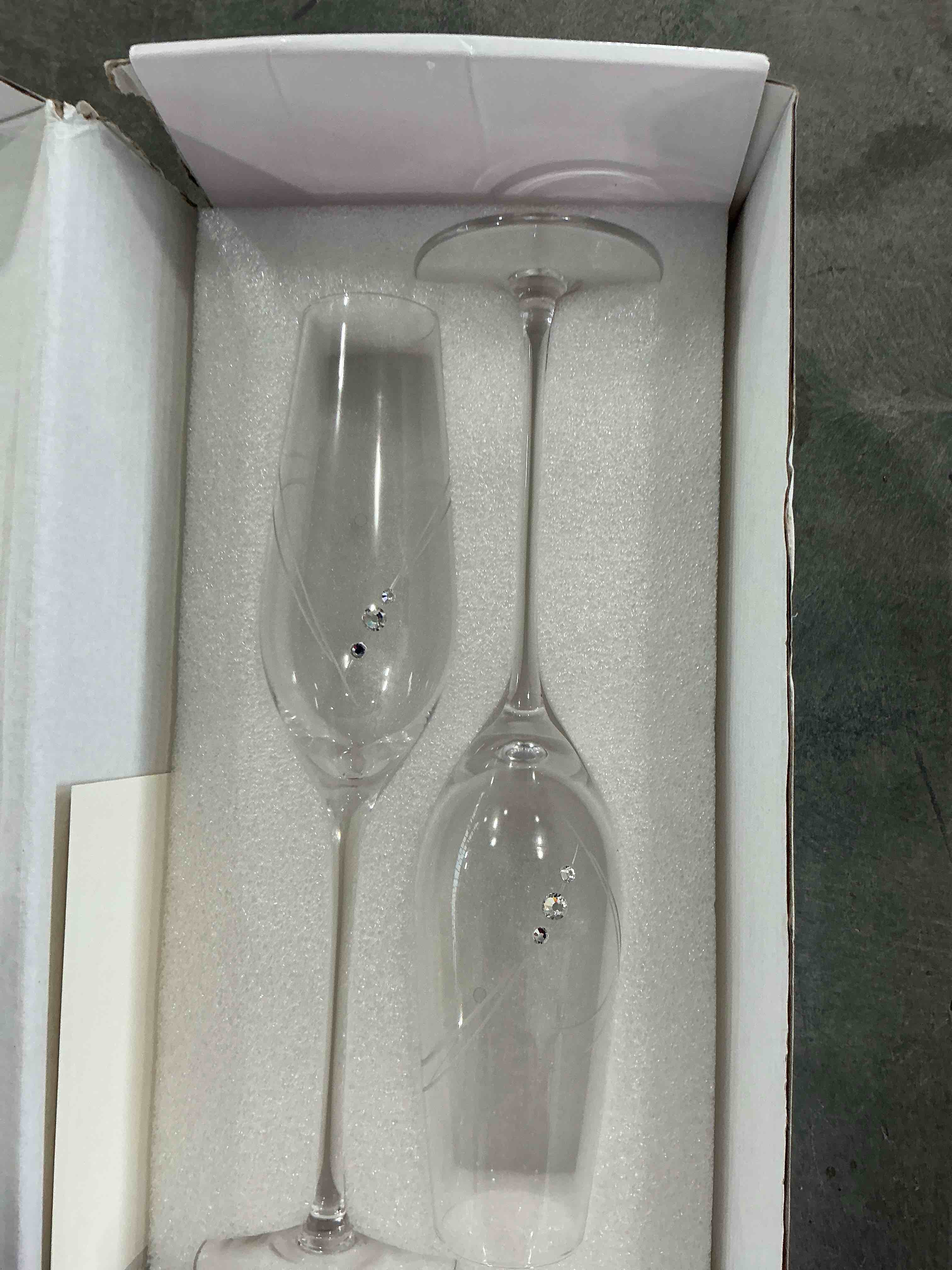 https://s3.amazonaws.com/lotting-images-prod/NonstopDeals/PNK3240981_1760024018394.jpeg
