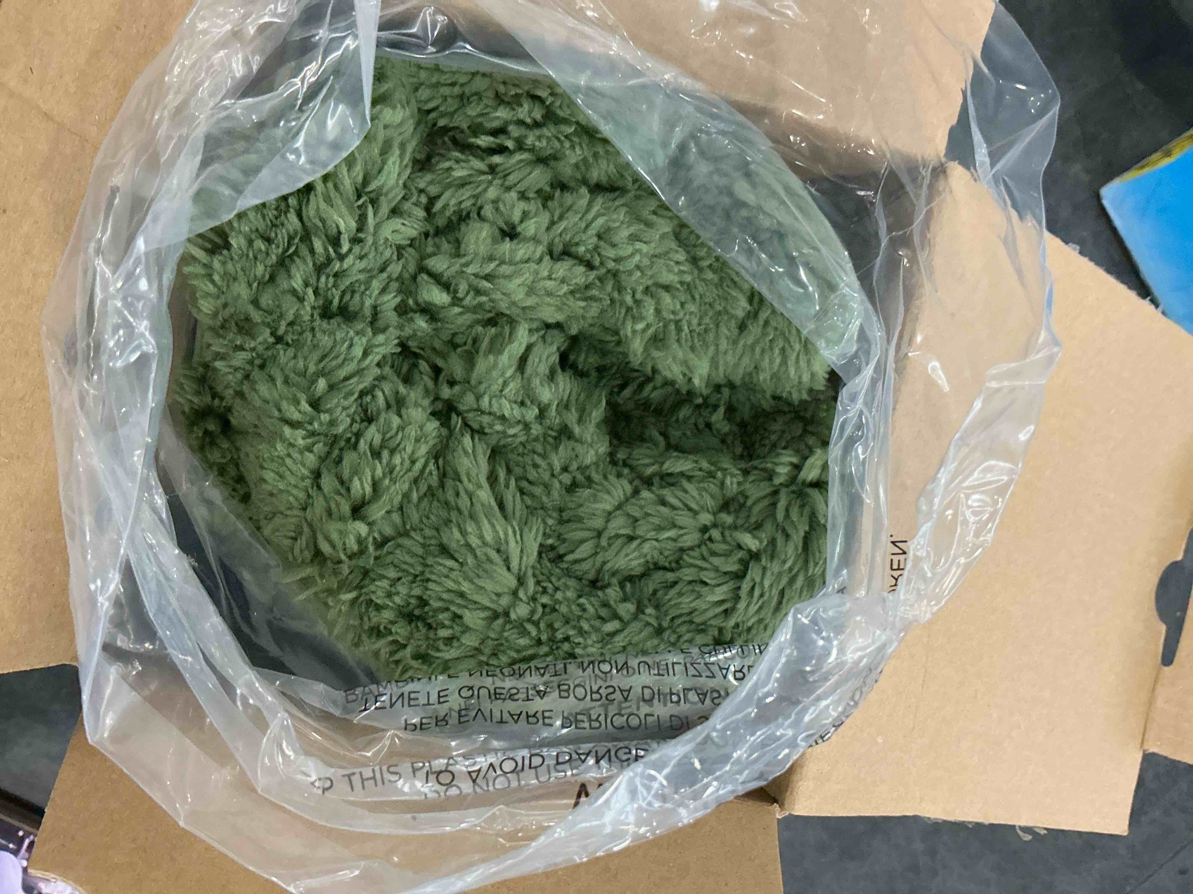 Condition photo showing Good Condition for Bedsure GentleSoft Bronze Green Throw Blanket for Couch - Checkered Fleece Christmas Blankets Gifts for Women Men Girls, Cute Soft Cozy Throw for Bedroom Home Decor Gifts, 50x60 Inches Bronze Green Throw (50" x 60")