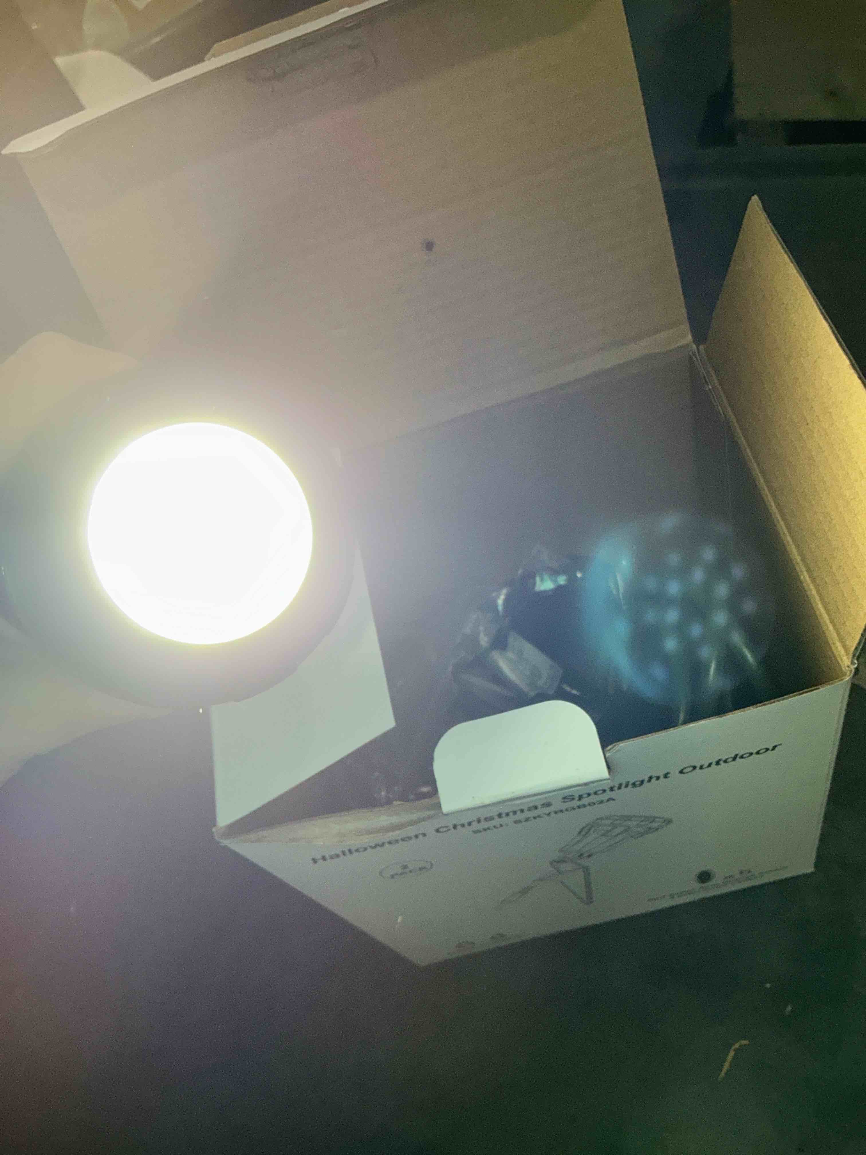 Condition photo showing Good Condition for LED Christmas Spotlight Outdoor Plug in, 800LM Waterproof Flood Lights with 5 Extra Lenses (Red Green Blue Purple Orange), 5000K Landscape Light for Yard, Flag, Holiday Decor, ETL Listed, 2 Pack